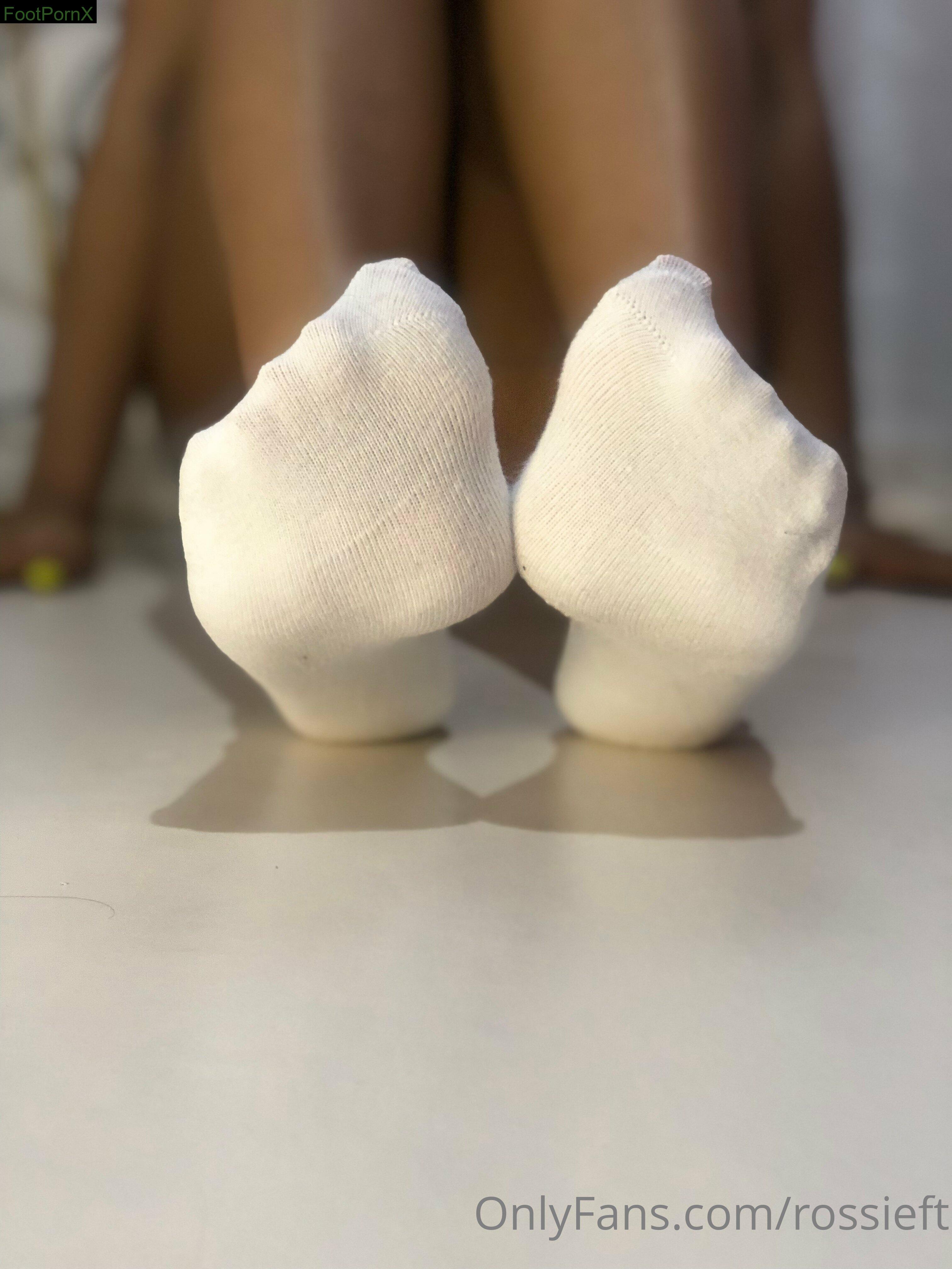 rossieft feet photo 8