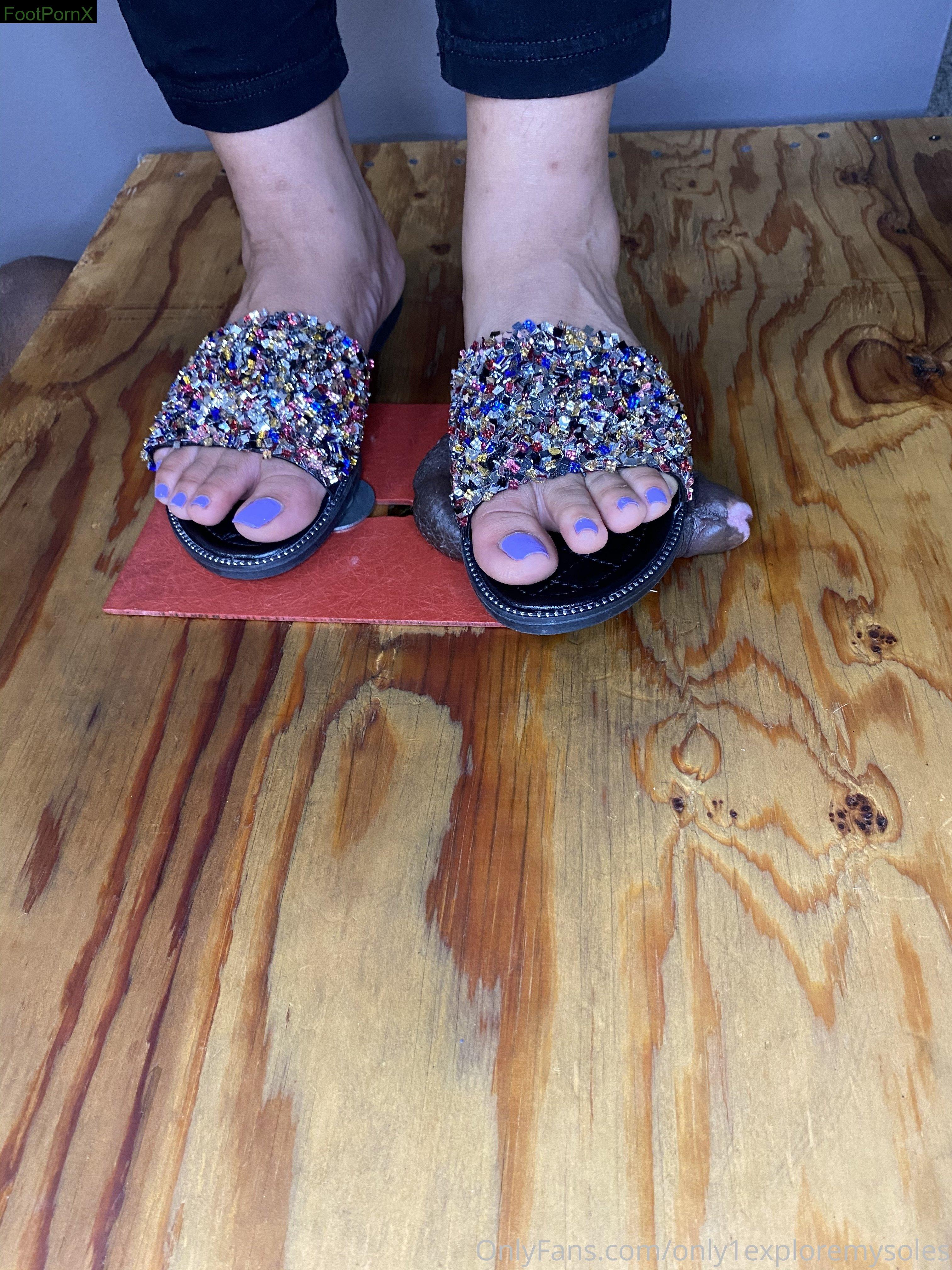 only1exploremysoles feet photo 3