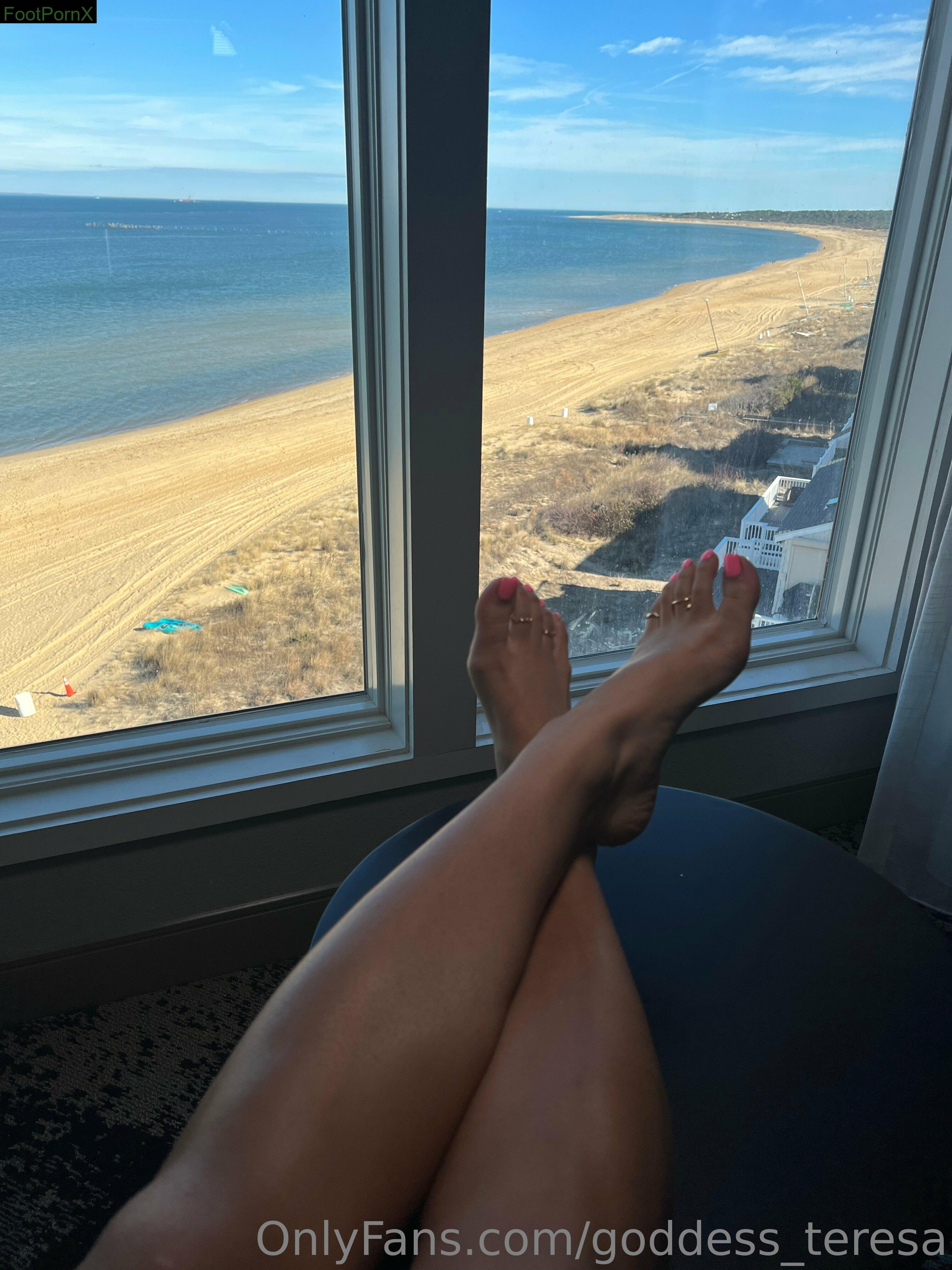 goddess_teresa feet photo 8