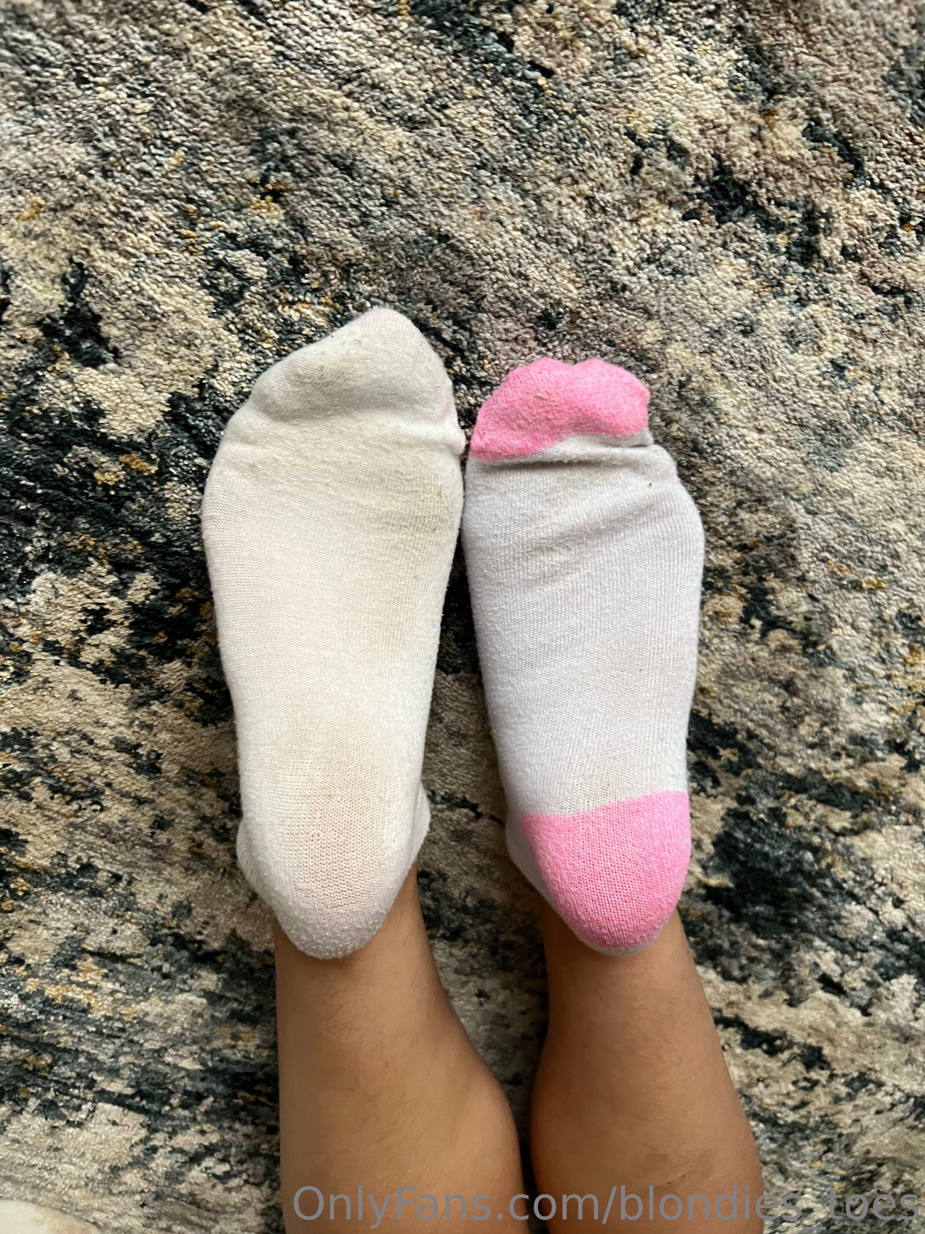 brees_feet1 feet photo 3