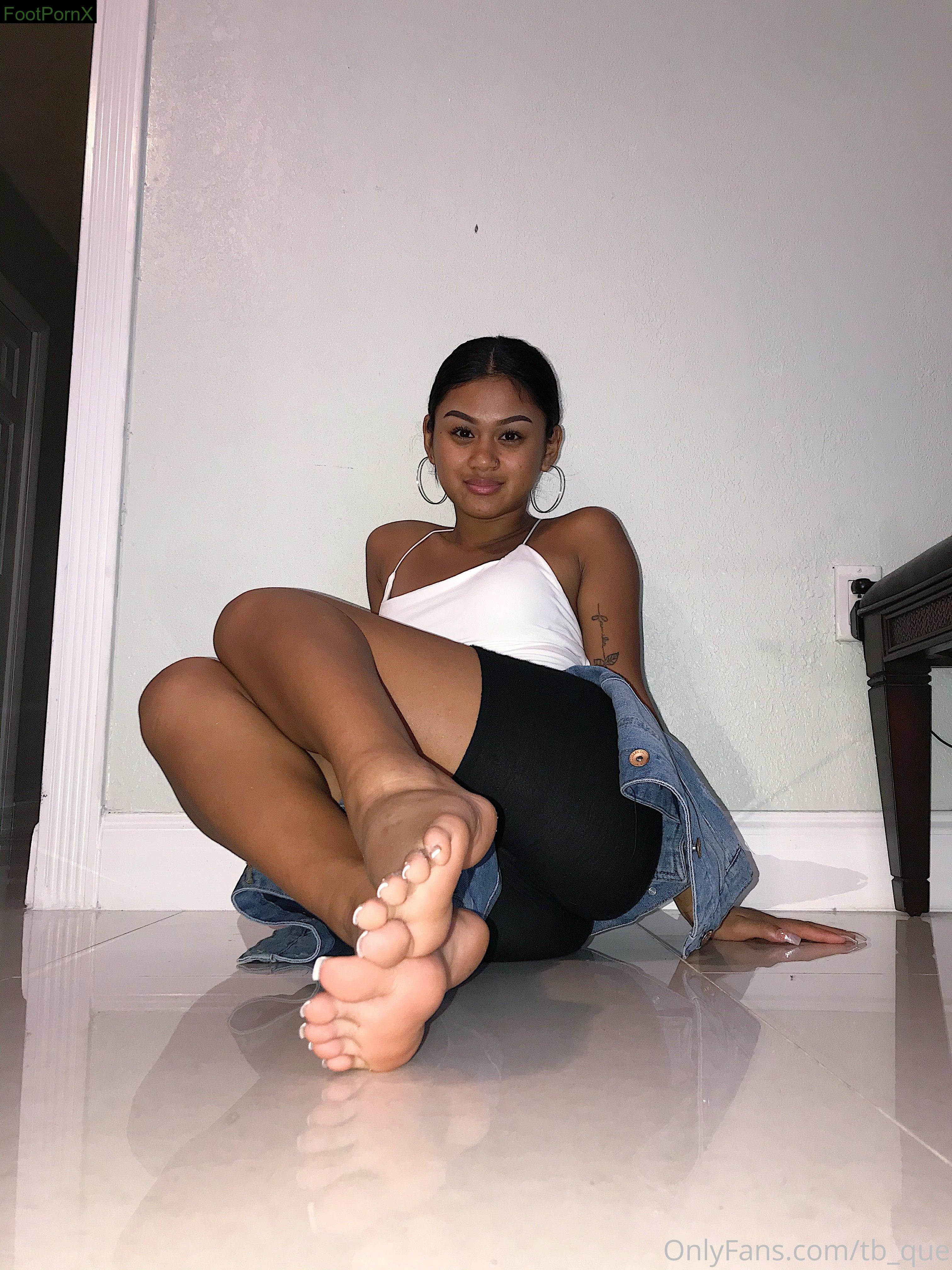 shewavyyy410 feet photo 18