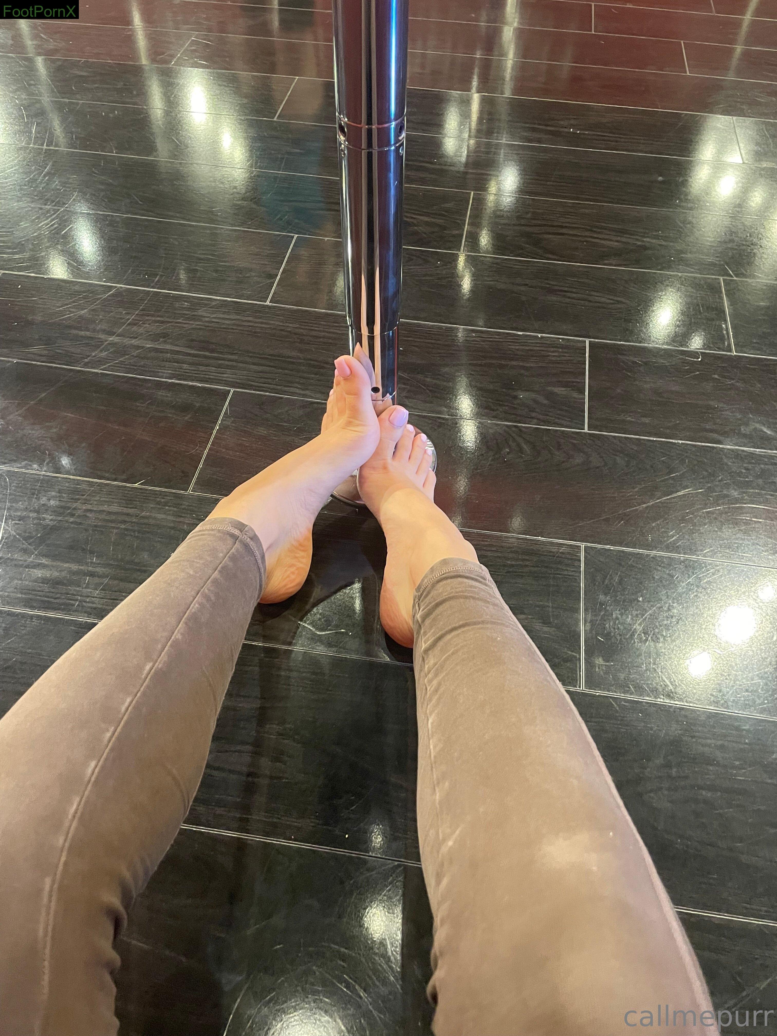 callmepurr feet photo 1