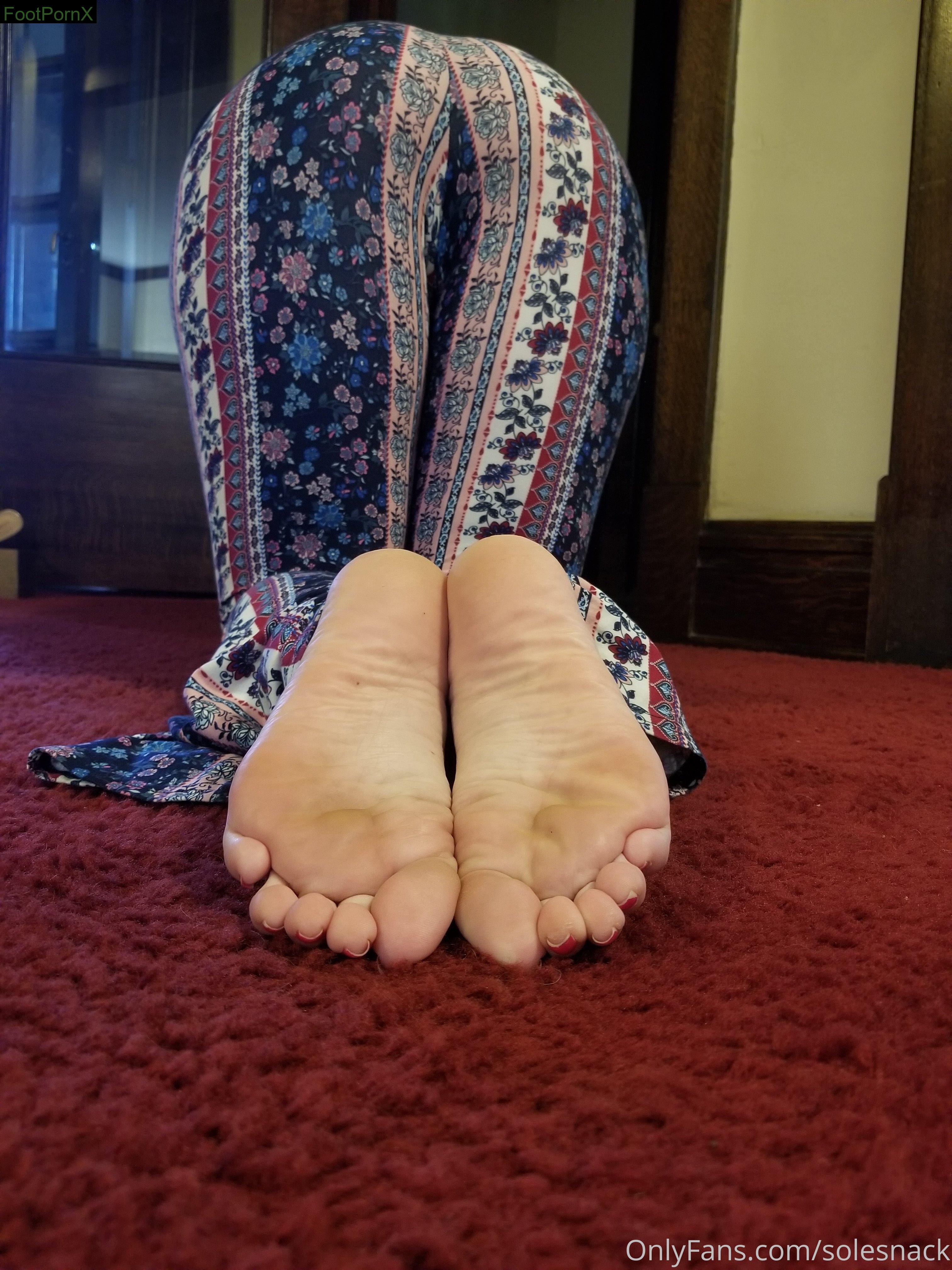 solesnack feet photo 3