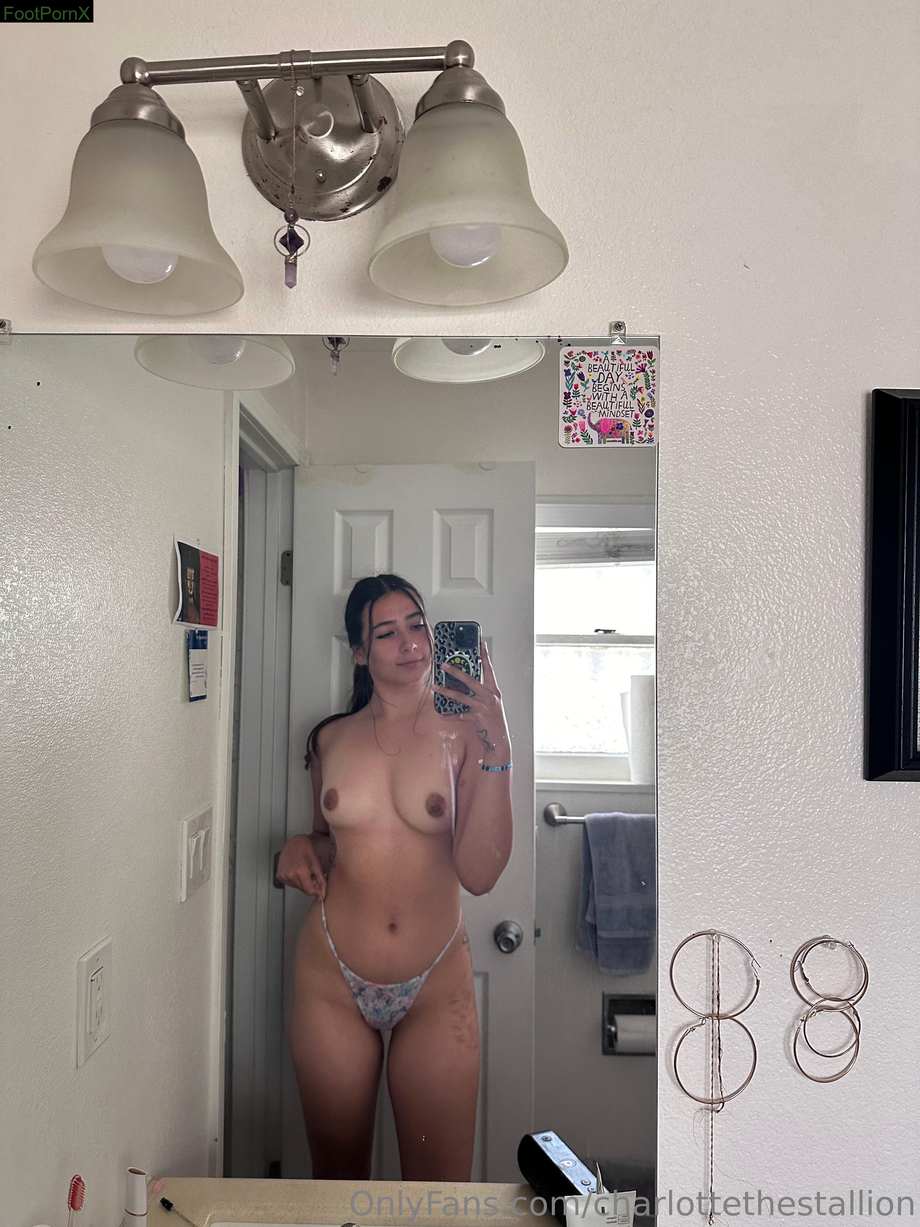 charlottethestallion feet photo 8
