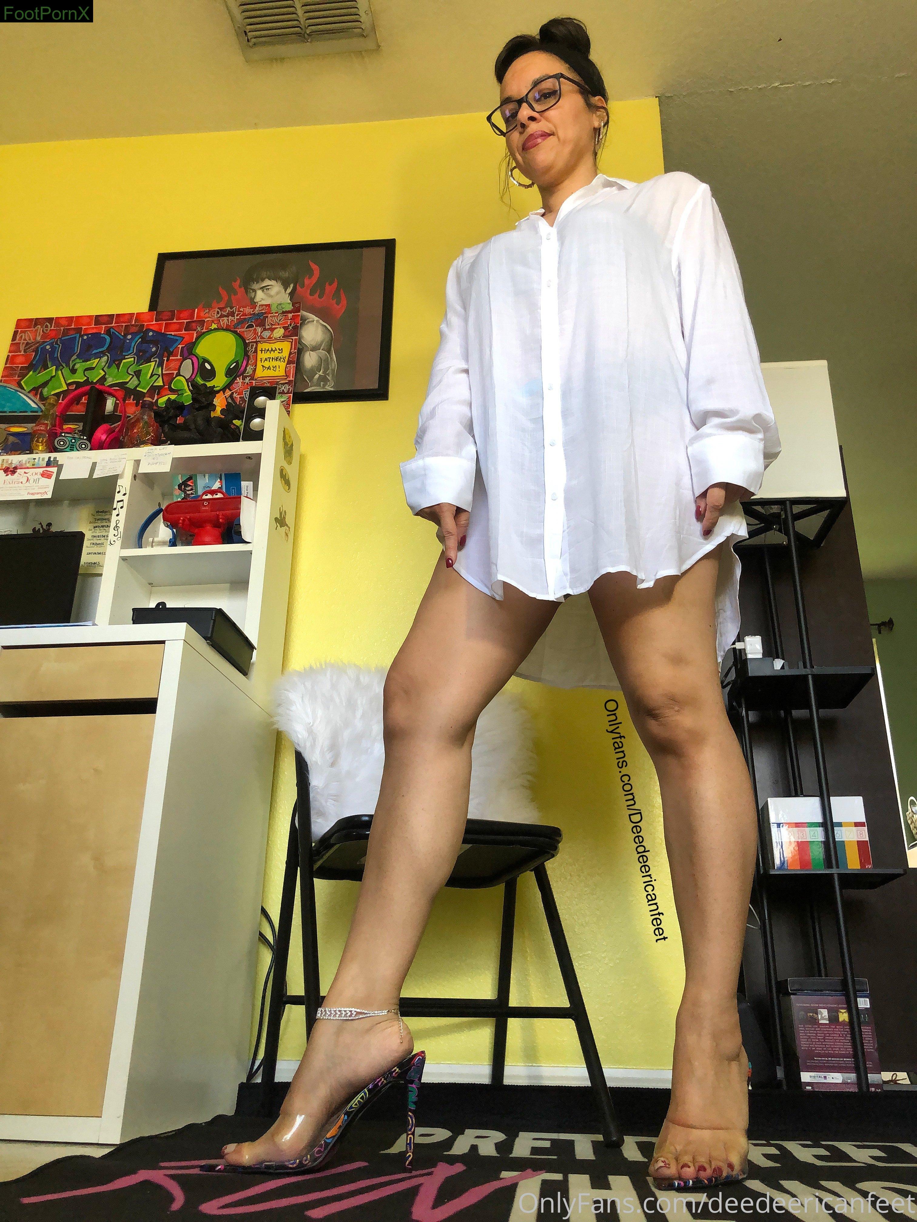 deedeericanfeet