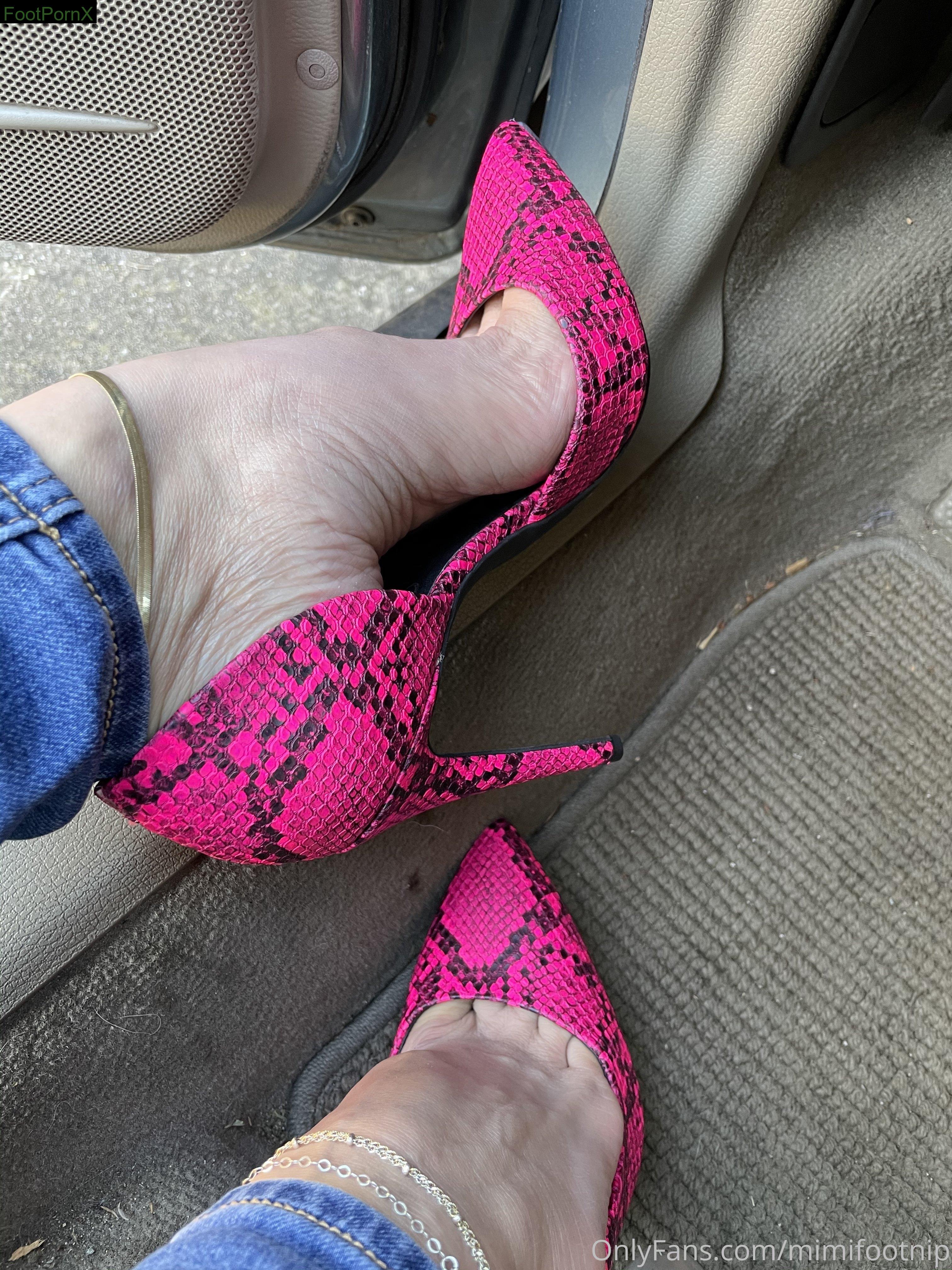 mimifootnip feet photo 4