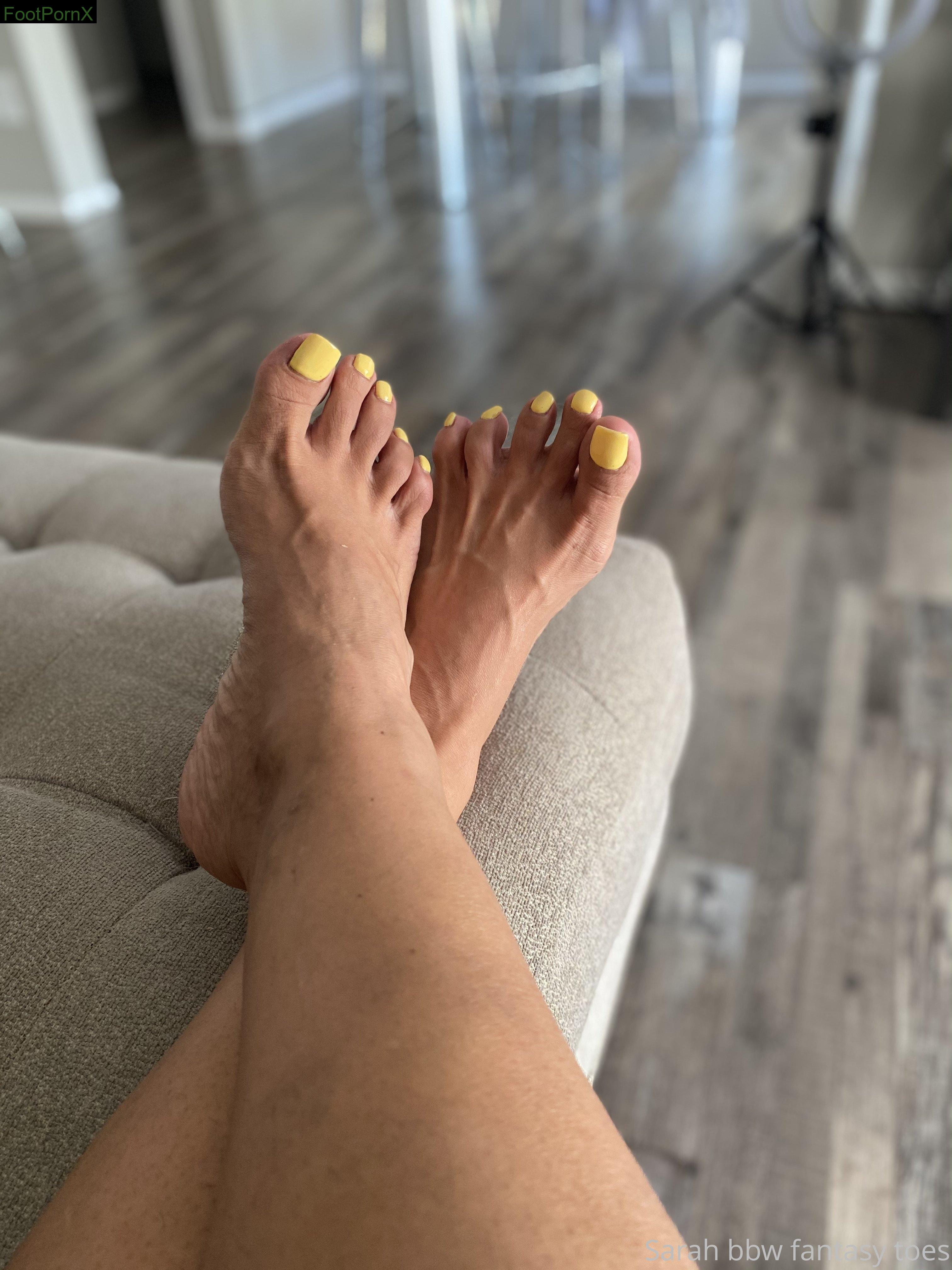 comefollowsarah feet photo 21