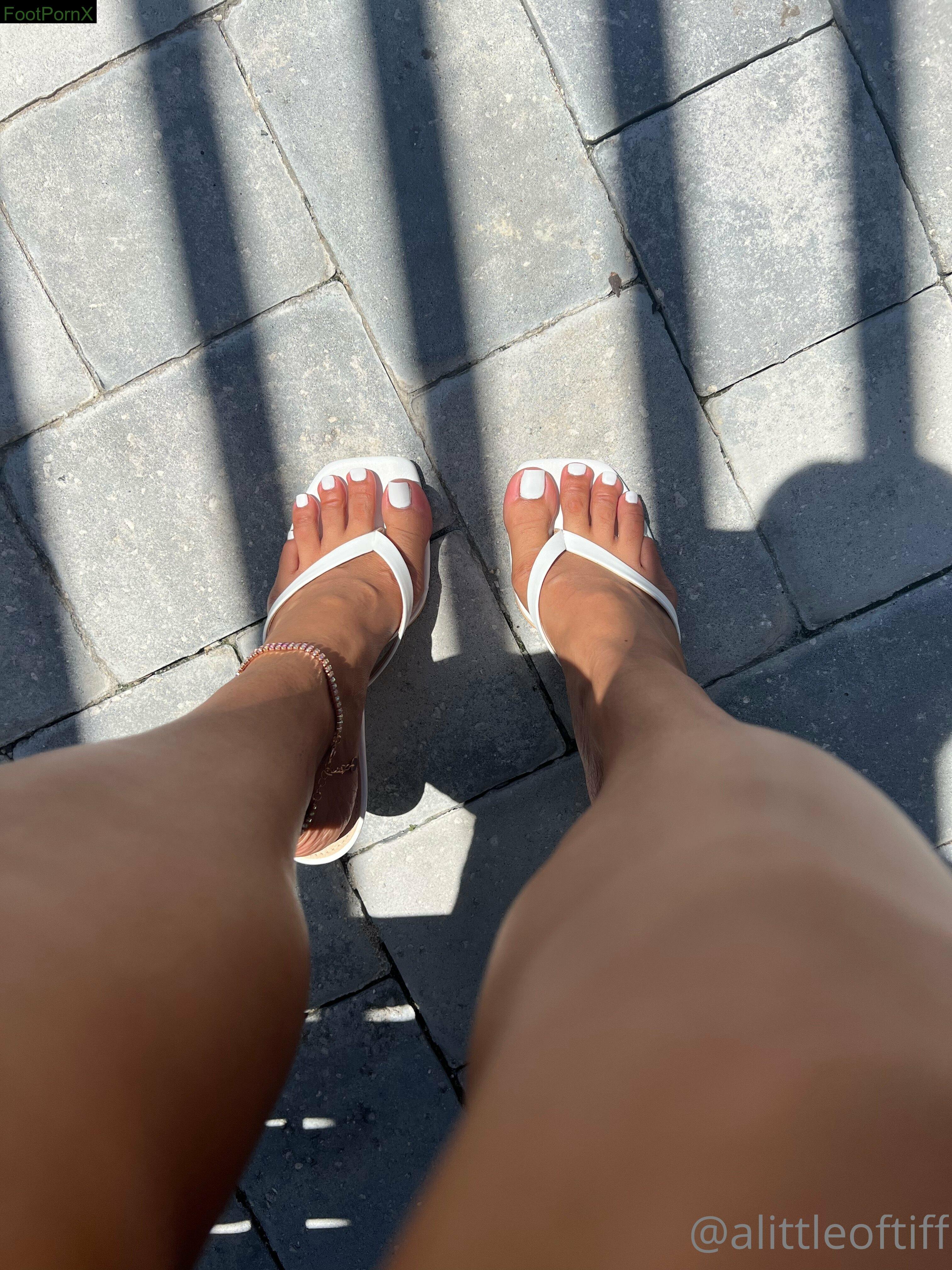 alittleoftiff feet photo 3