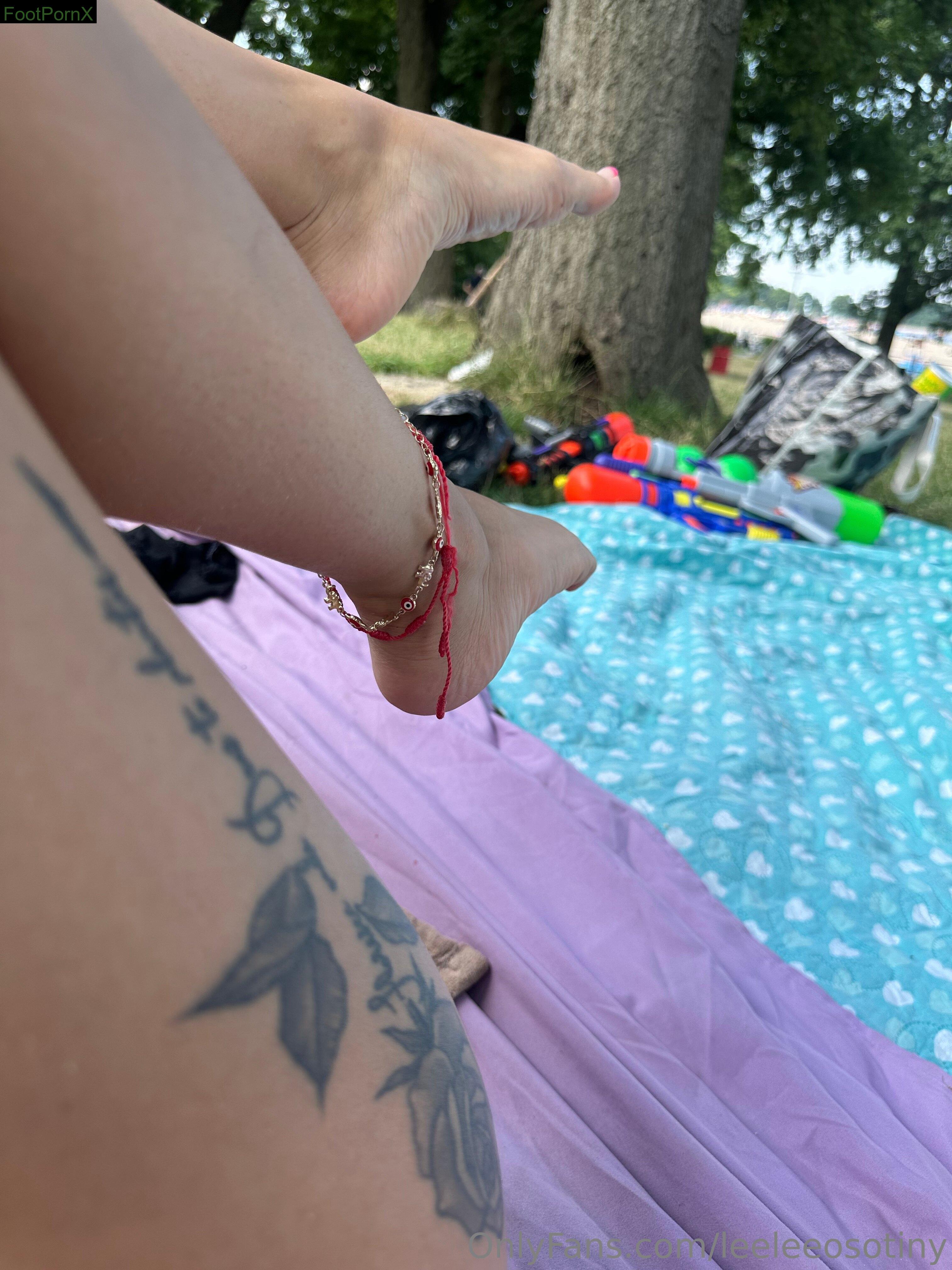 leeleeosotiny feet photo 16