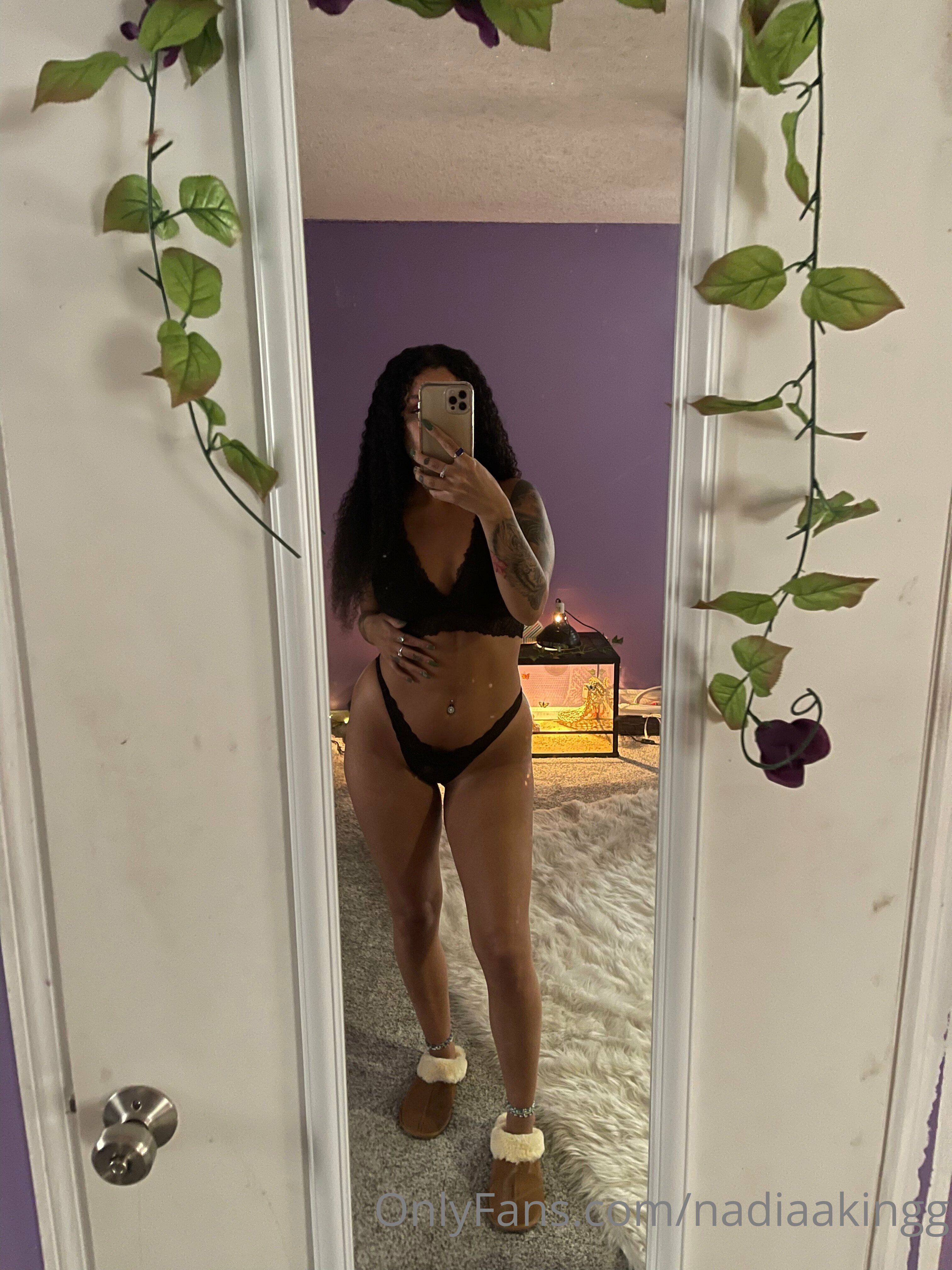 nadiaakingg feet photo 15