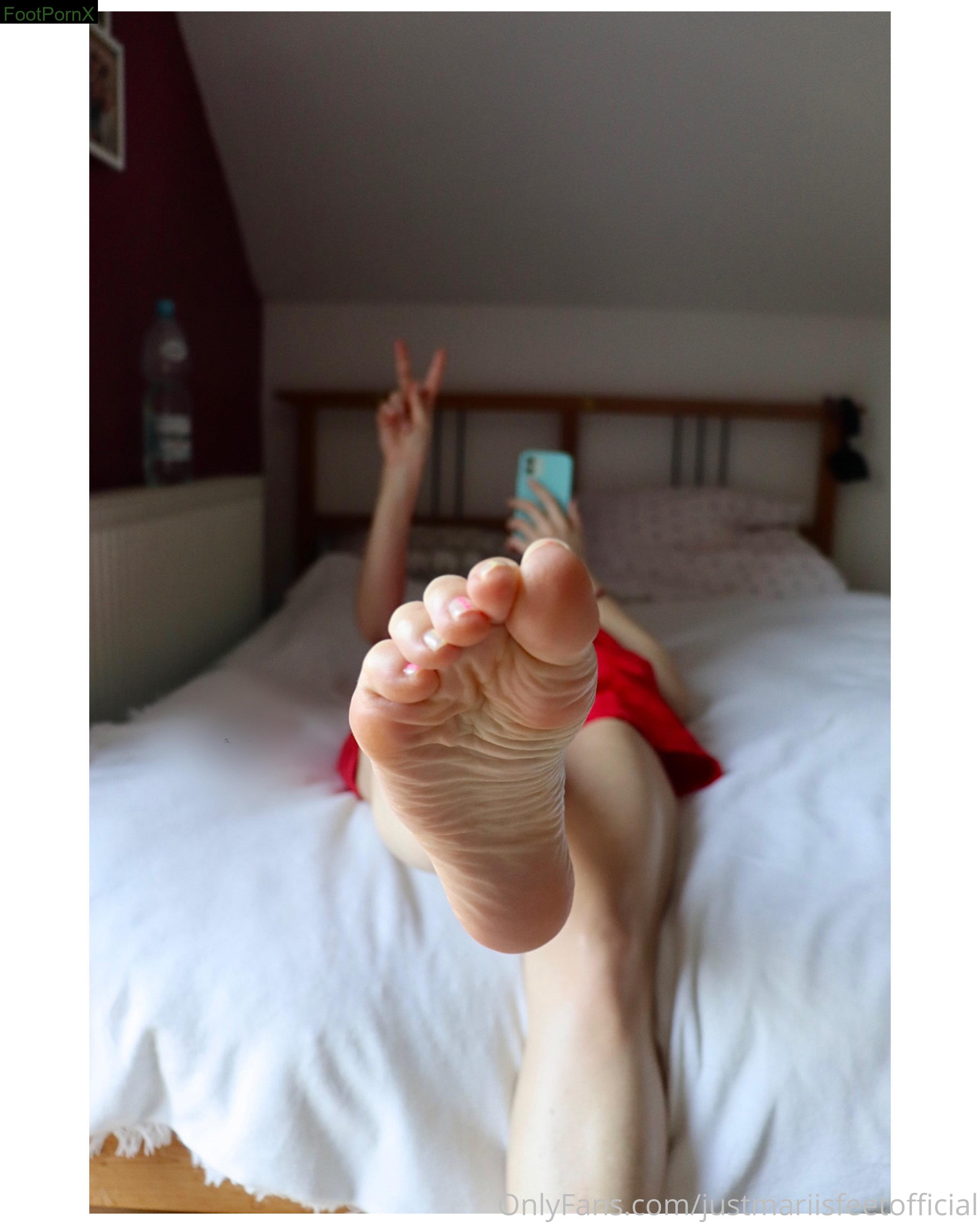 justmariisfeetofficial feet photo 2