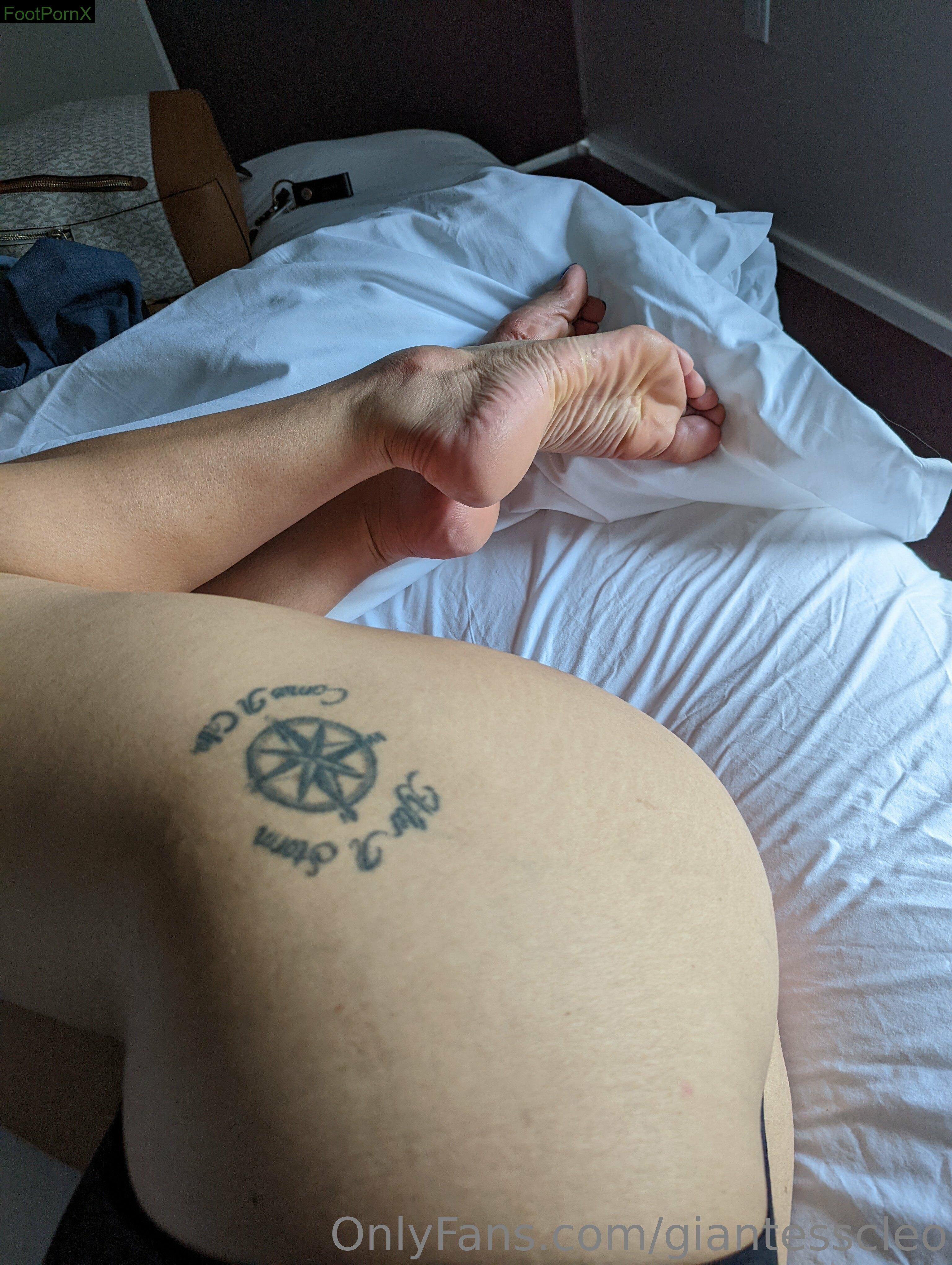 giantesscleo feet photo 21