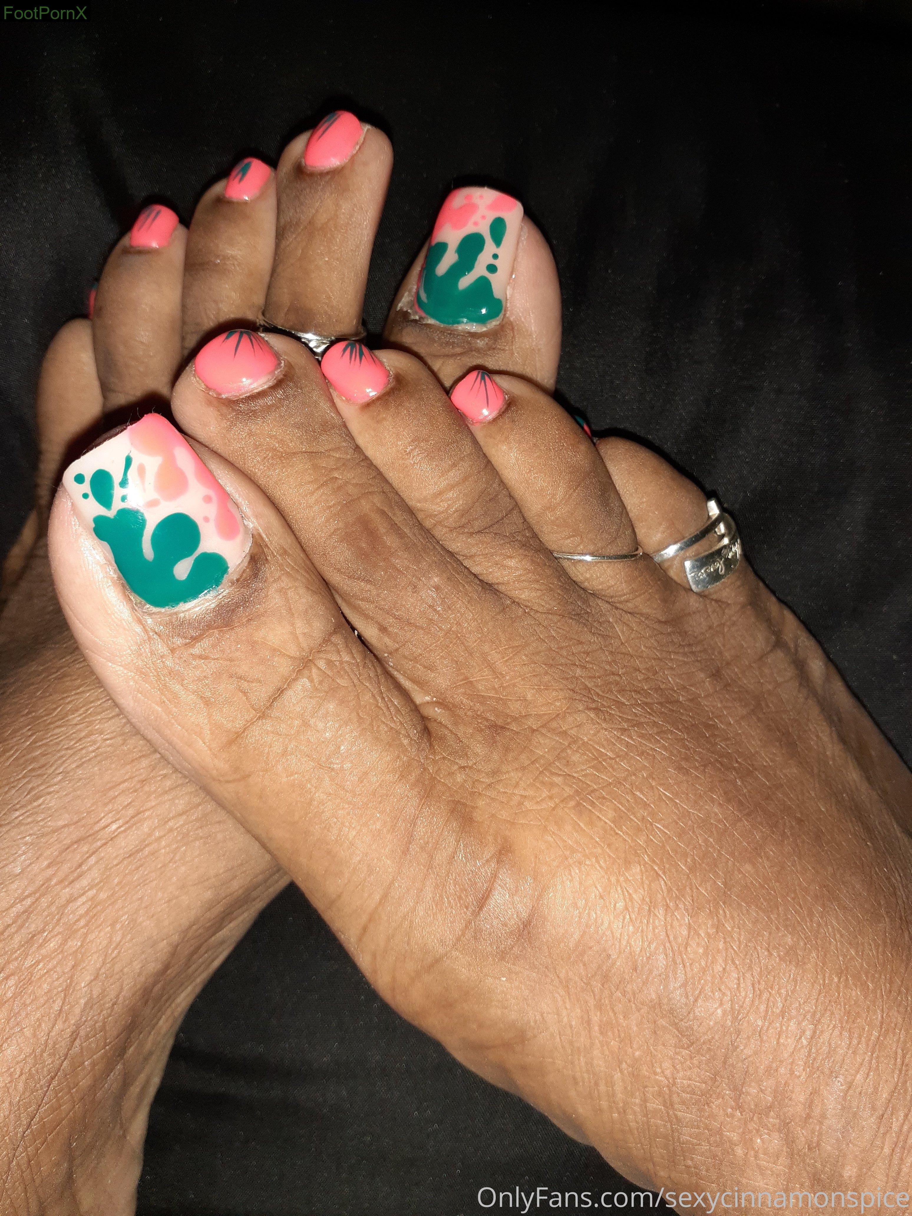 sexycinnamonspice feet photo 11