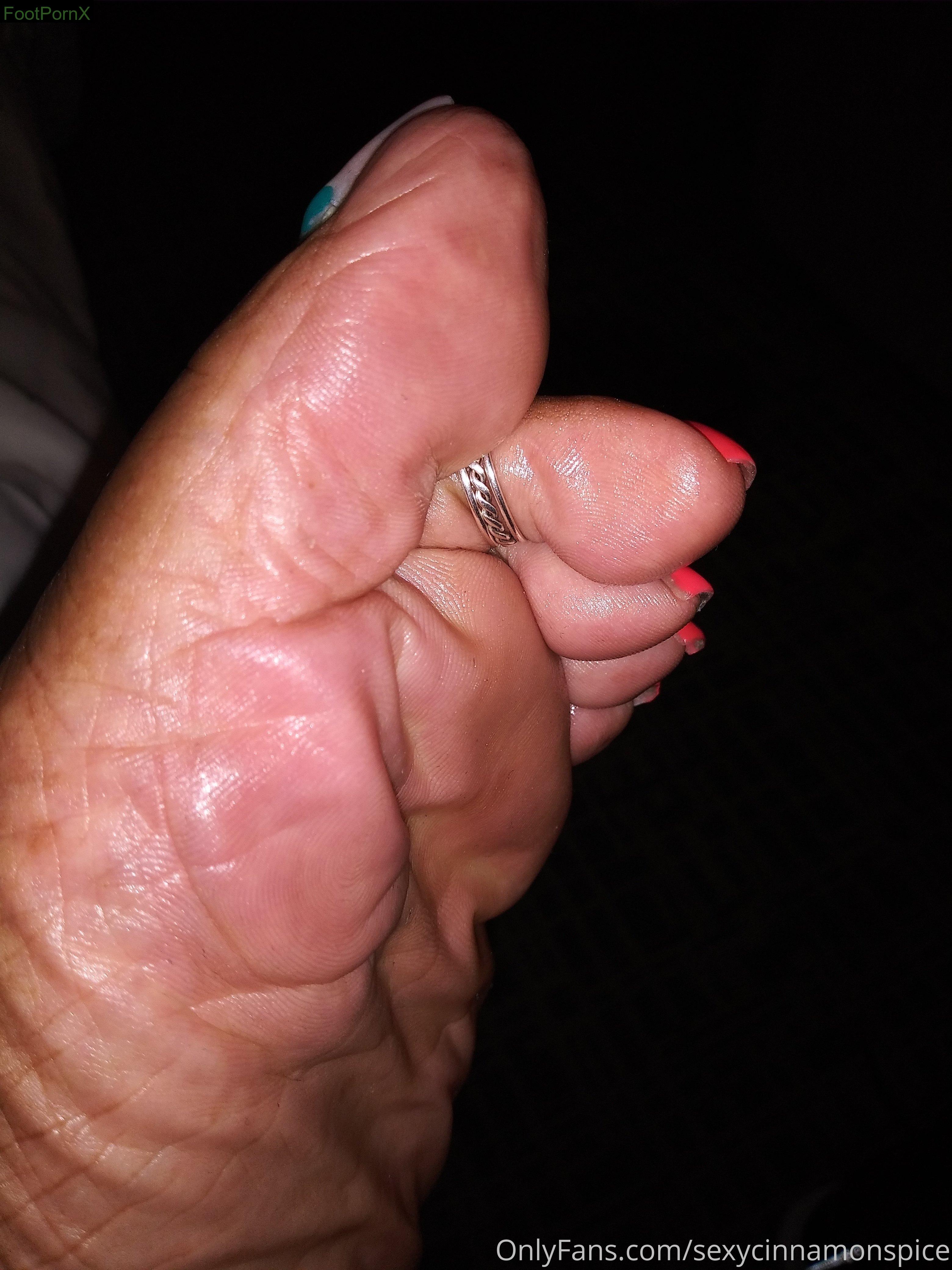 sexycinnamonspice feet photo 17