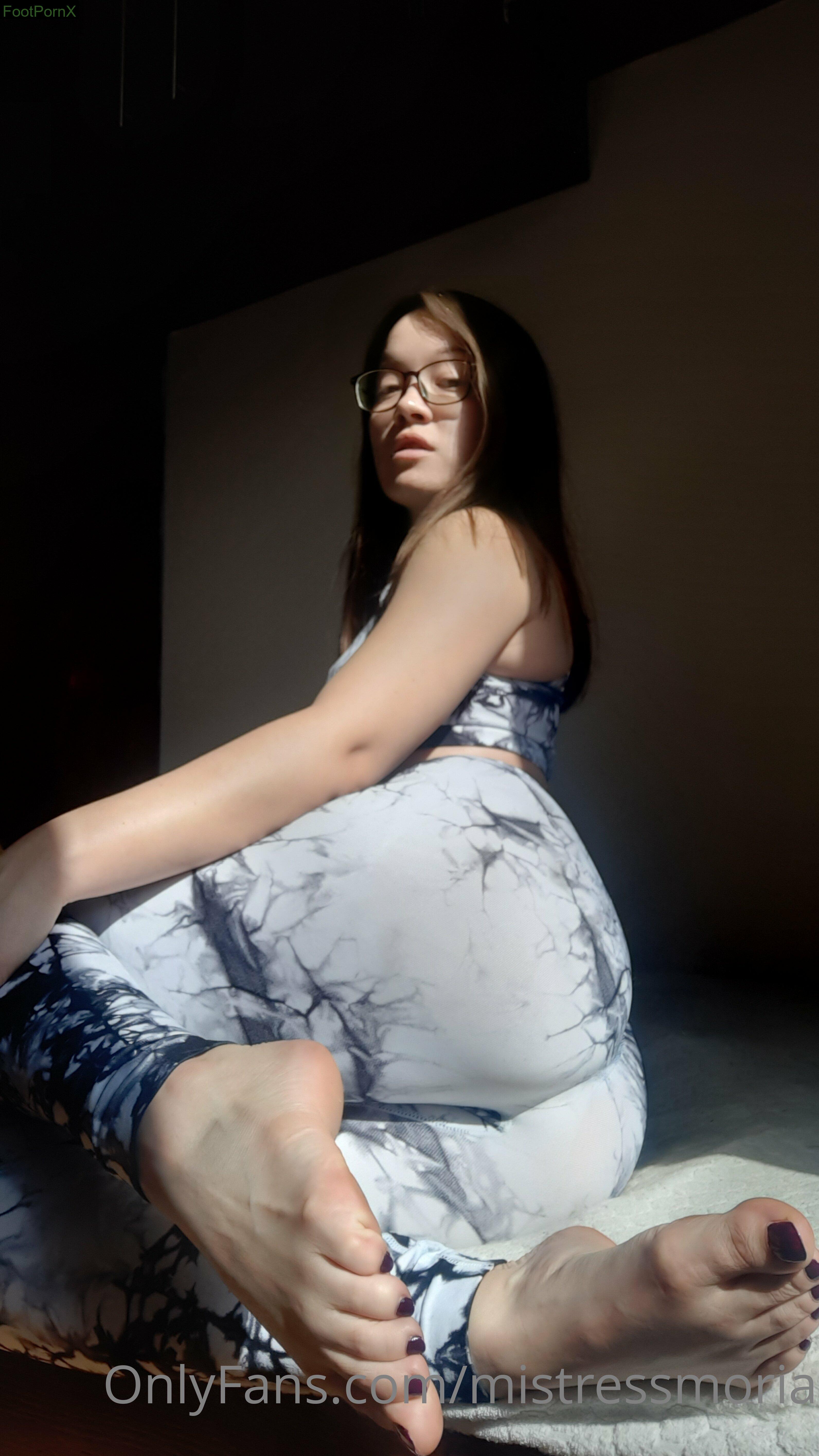 mistressmoria feet photo 8