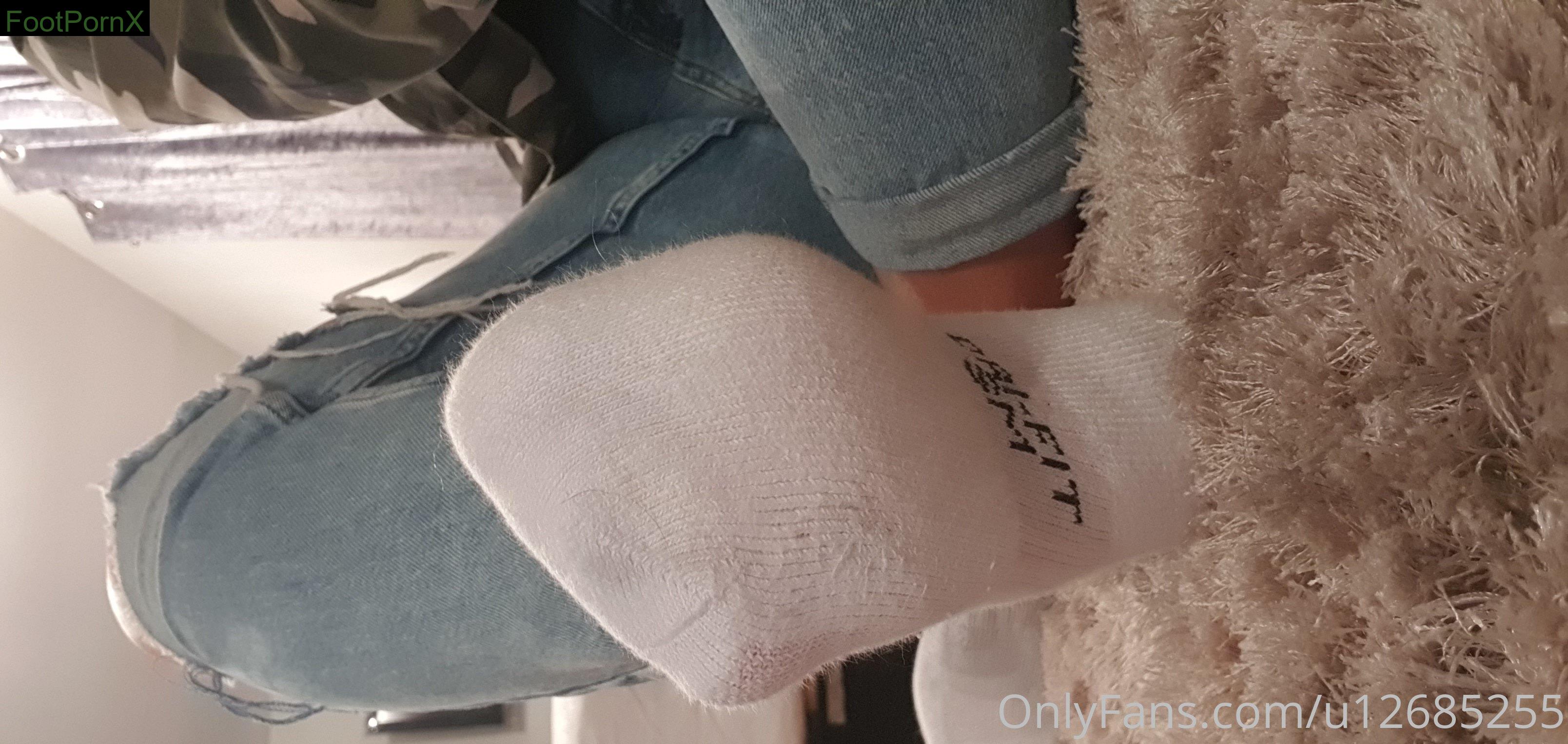 soleneeds feet photo 2