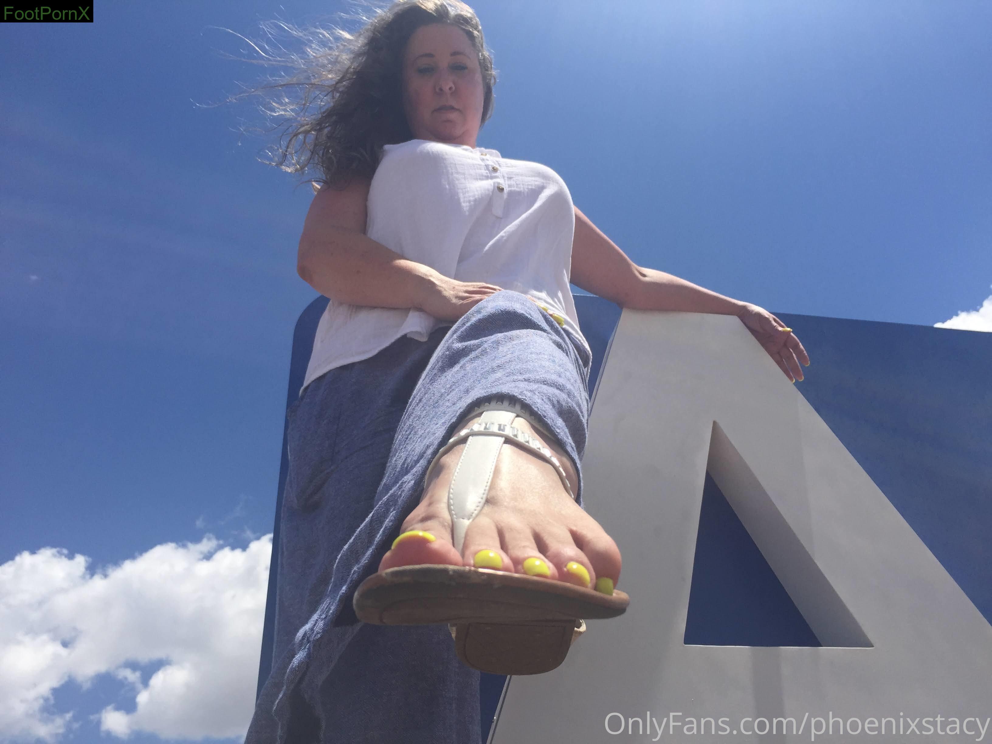 phoenixstacy feet photo 2
