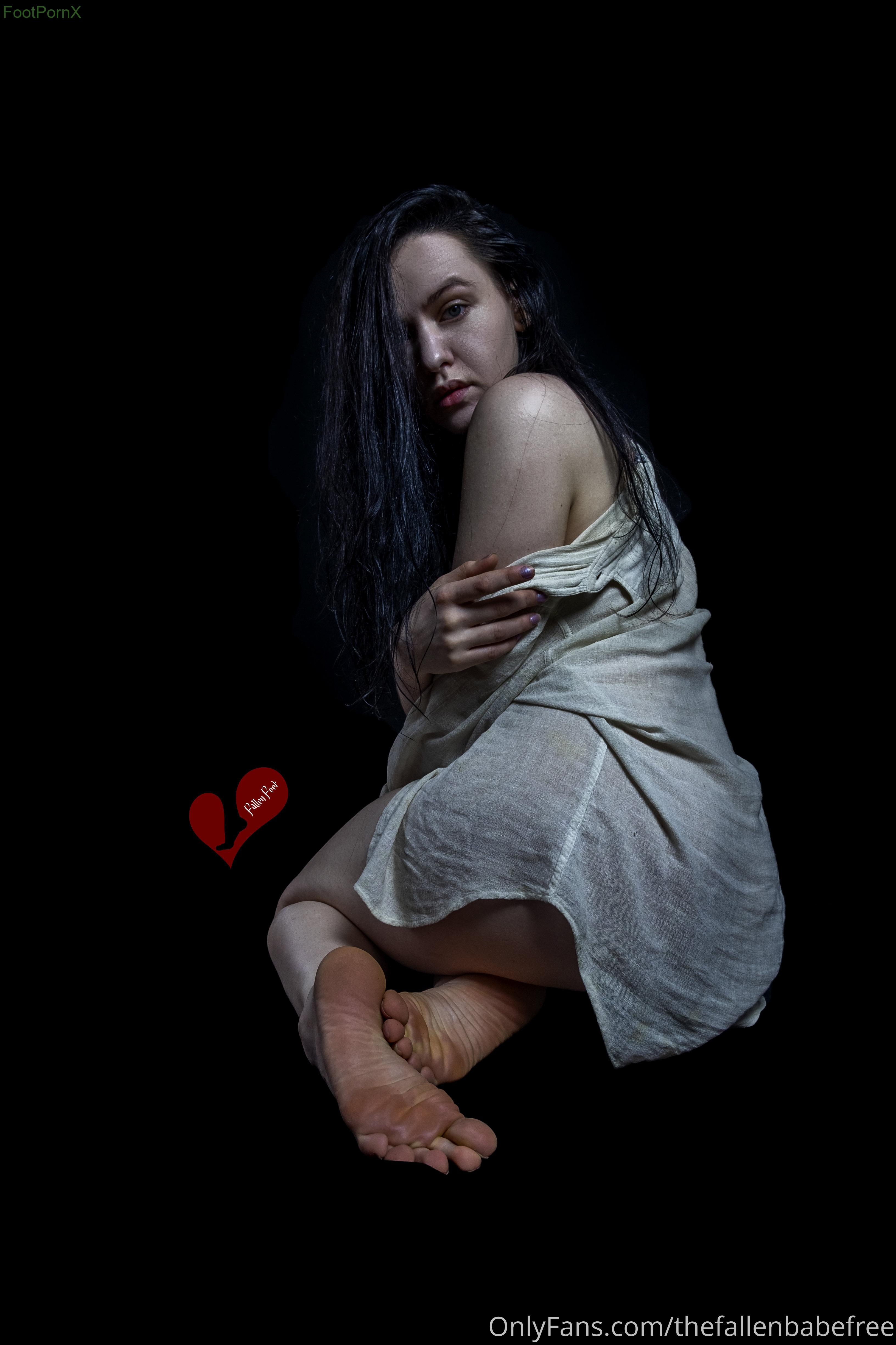 thefallenbabefree feet photo 1