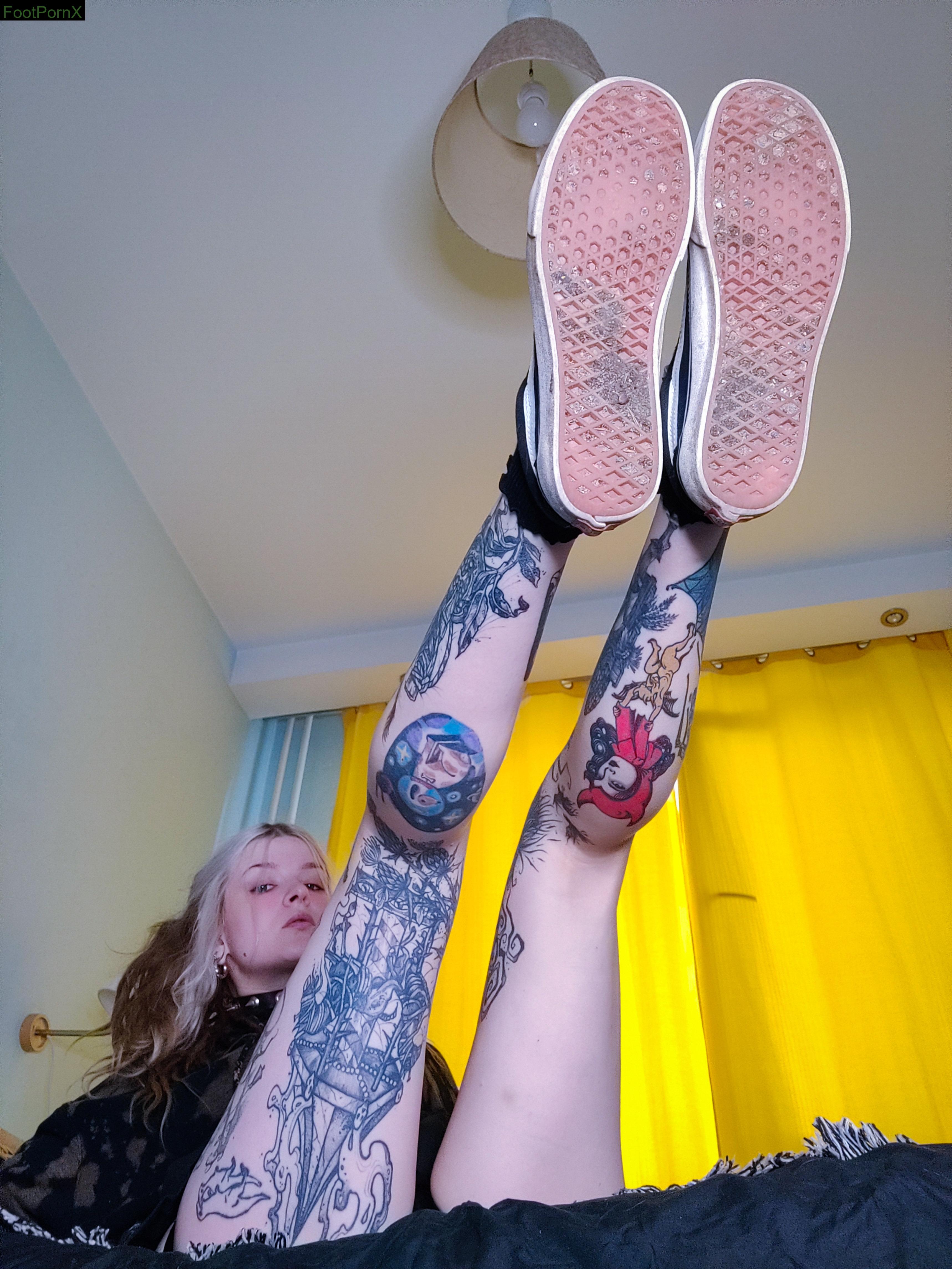 milky.xiu feet photo 23