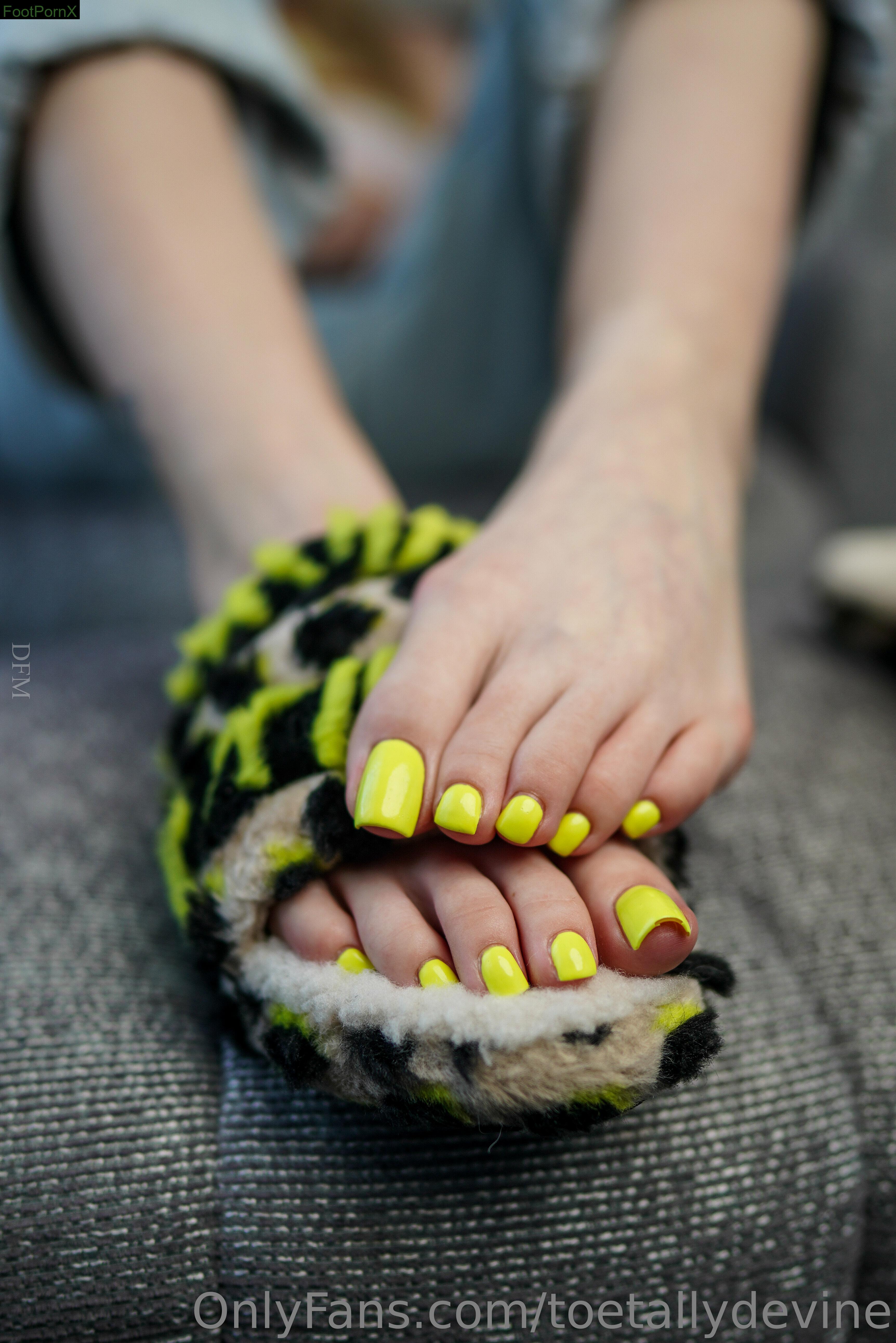 toetallydevine feet photo 19