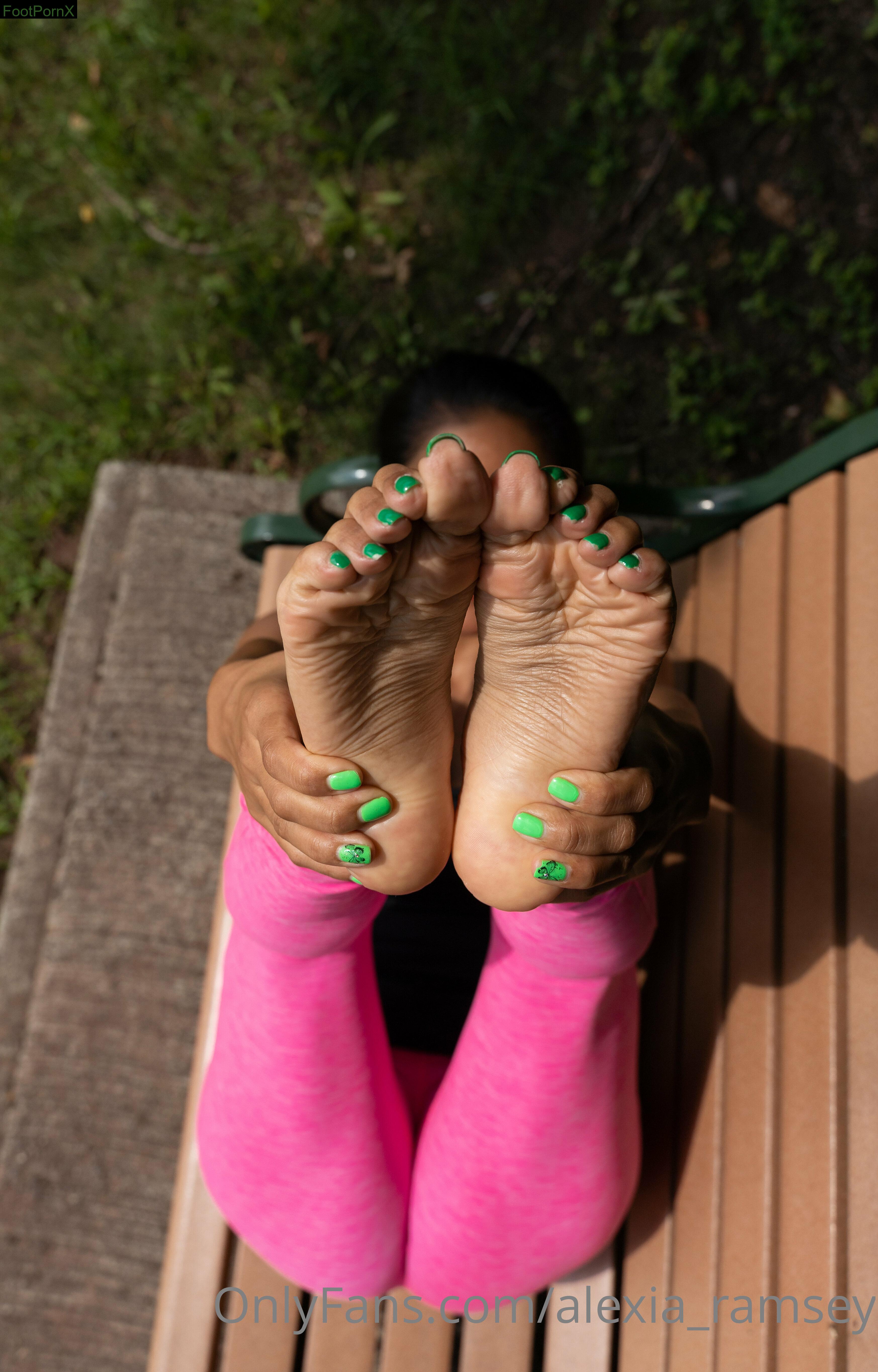 alexia_ramsey feet photo 7