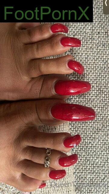 queentippietaps feet photo 10