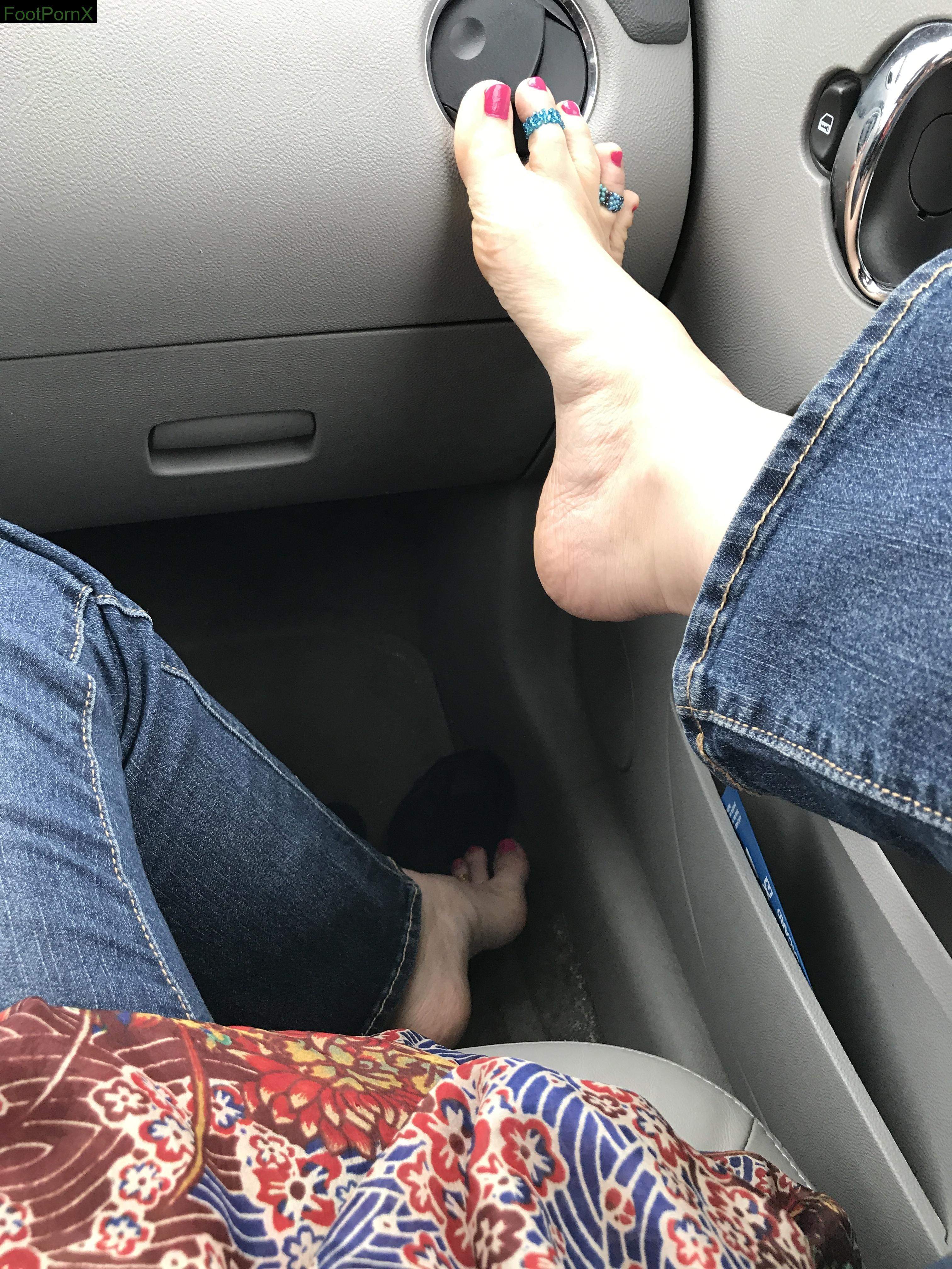 ilovebriannakelly feet photo 20