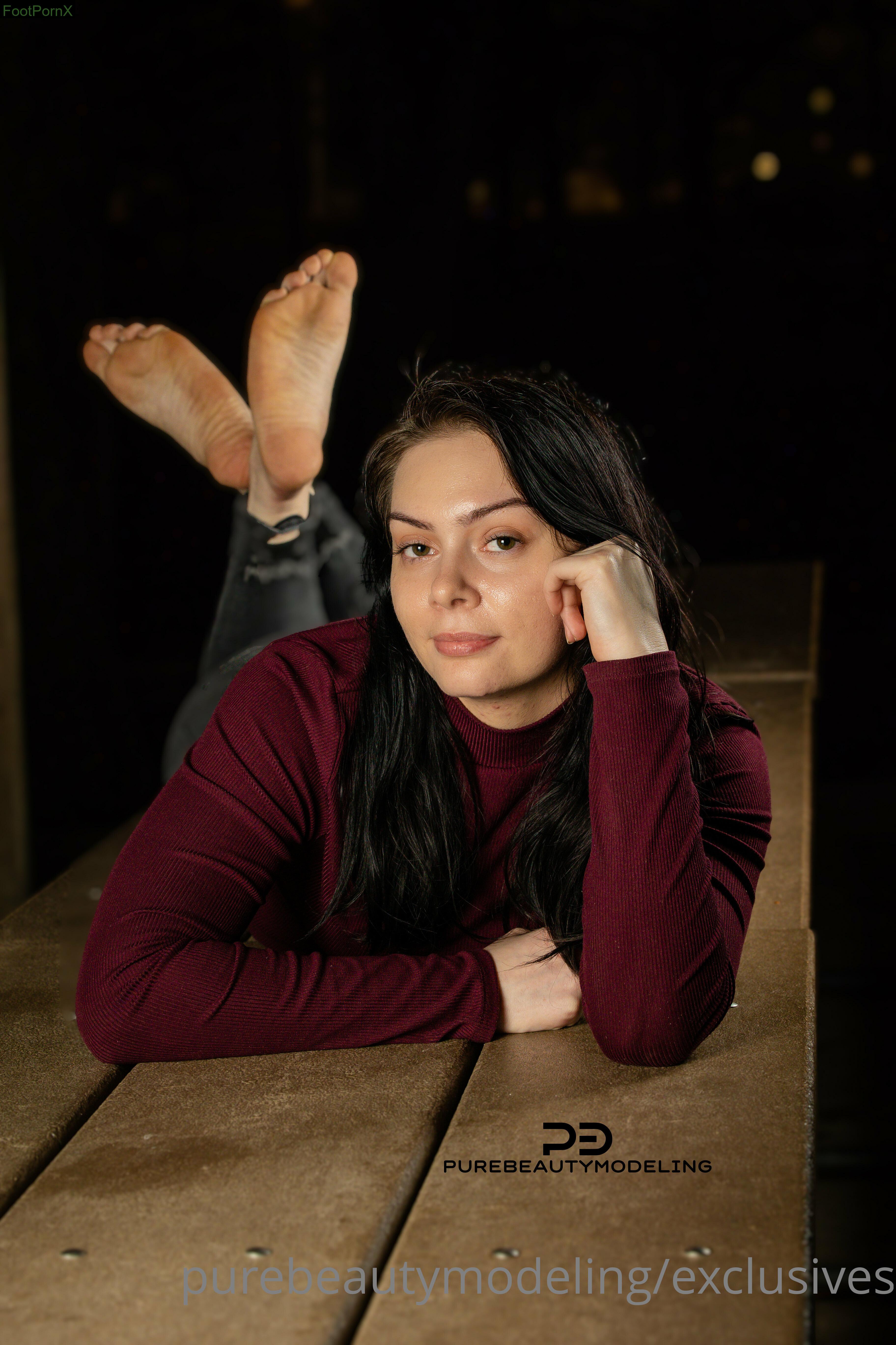 purebeautymodeling feet photo 8