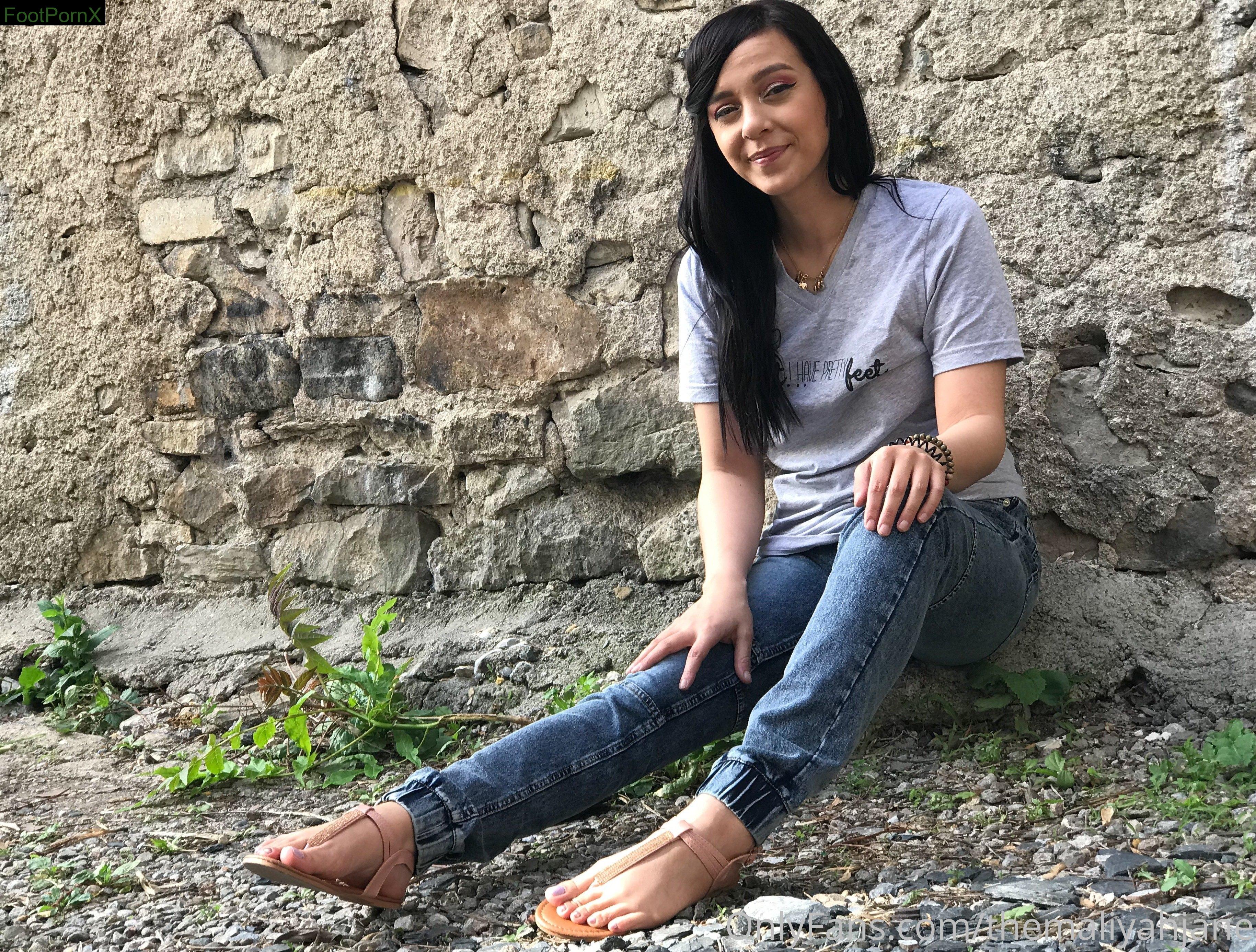 mfyt_liyahjane feet photo 19