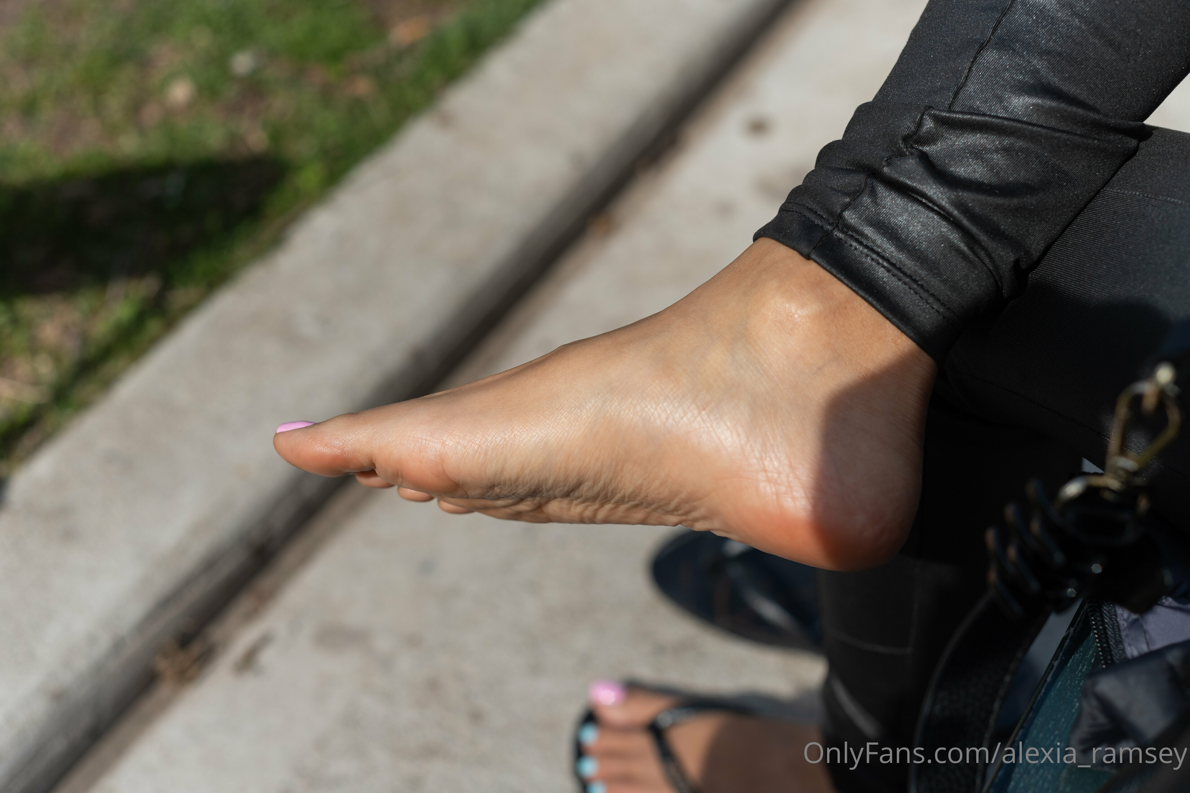 alexia_ramsey feet photo 21