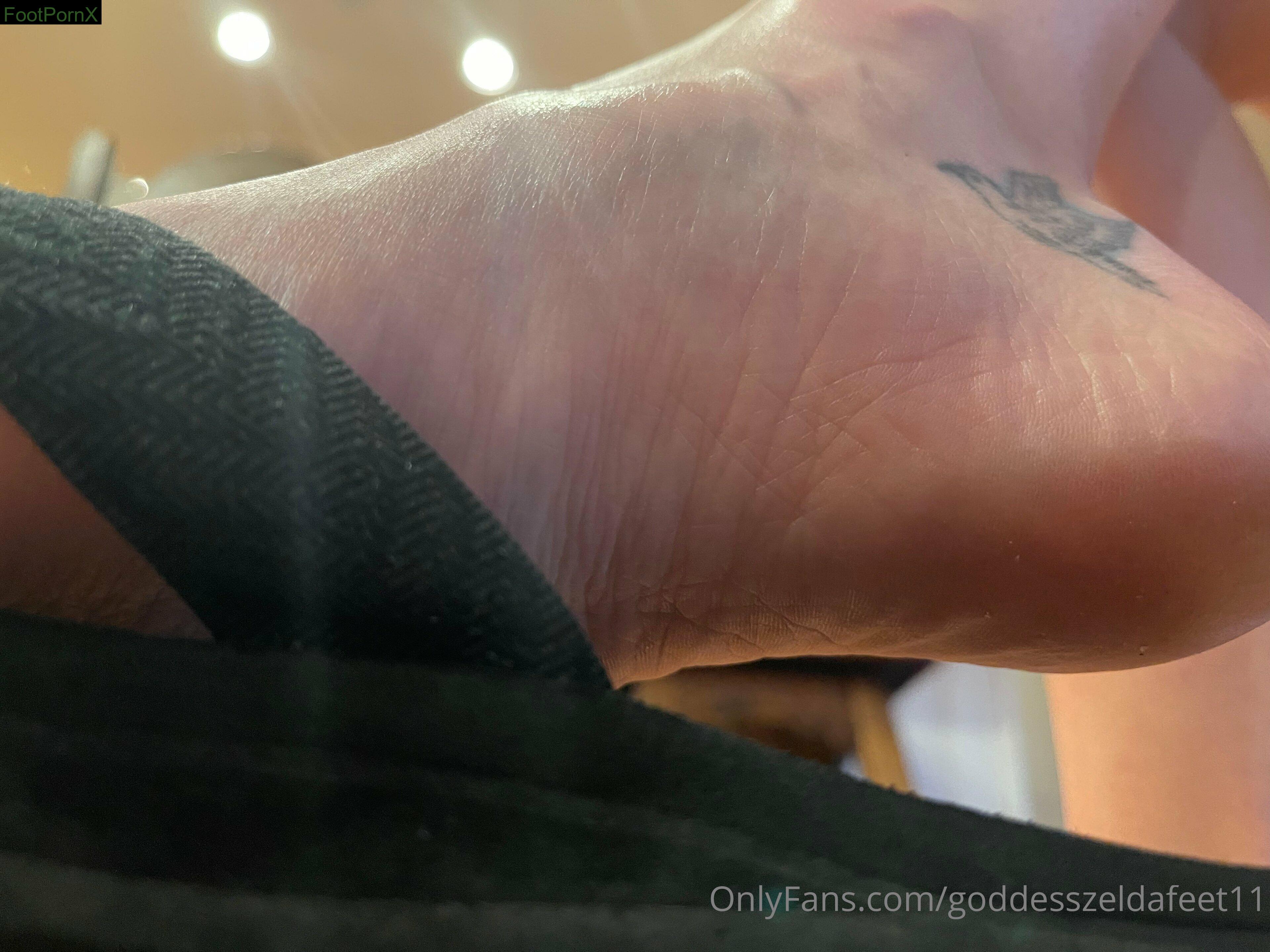 goddesszeldafeet11 feet photo 8