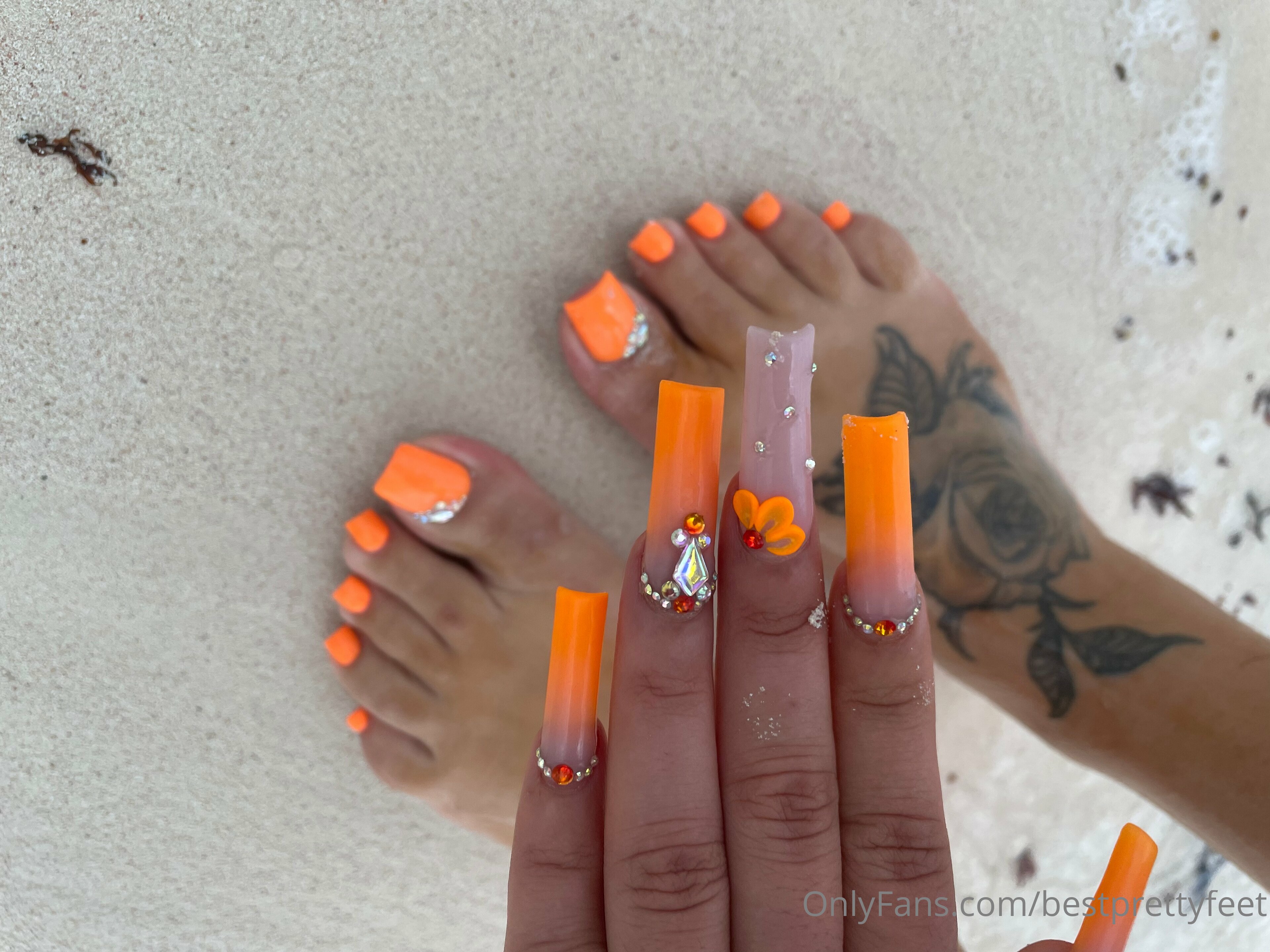 lindabooxo feet photo 11