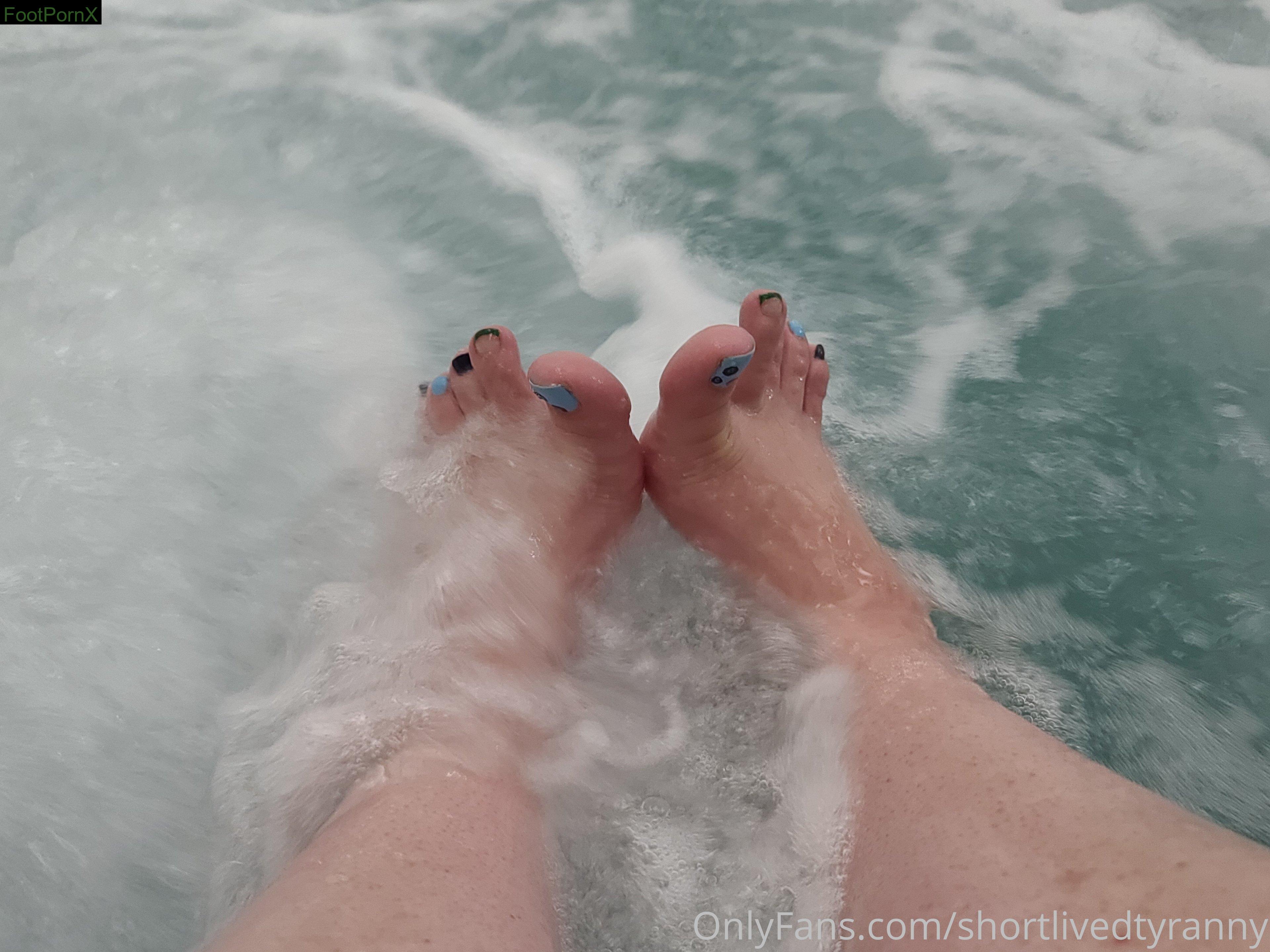 shortlivedtyranny feet photo 9