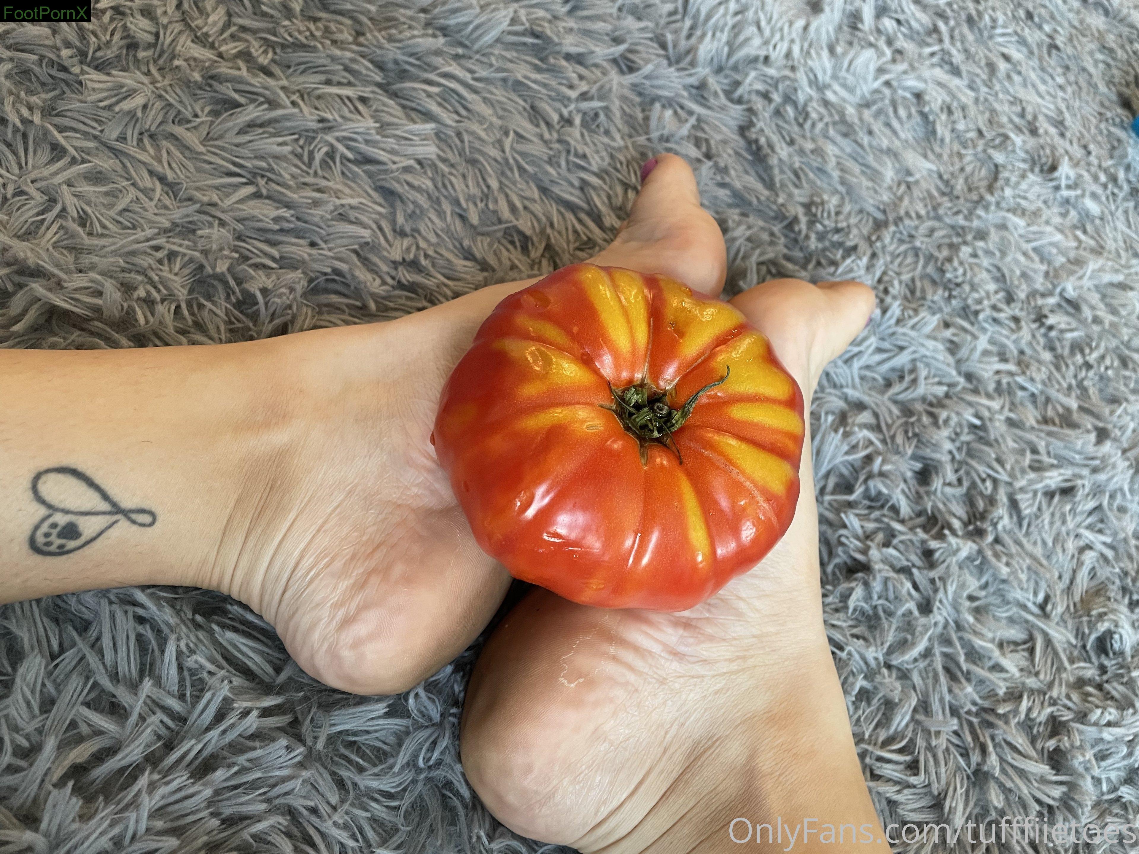 tuffiearchqueen feet photo 6