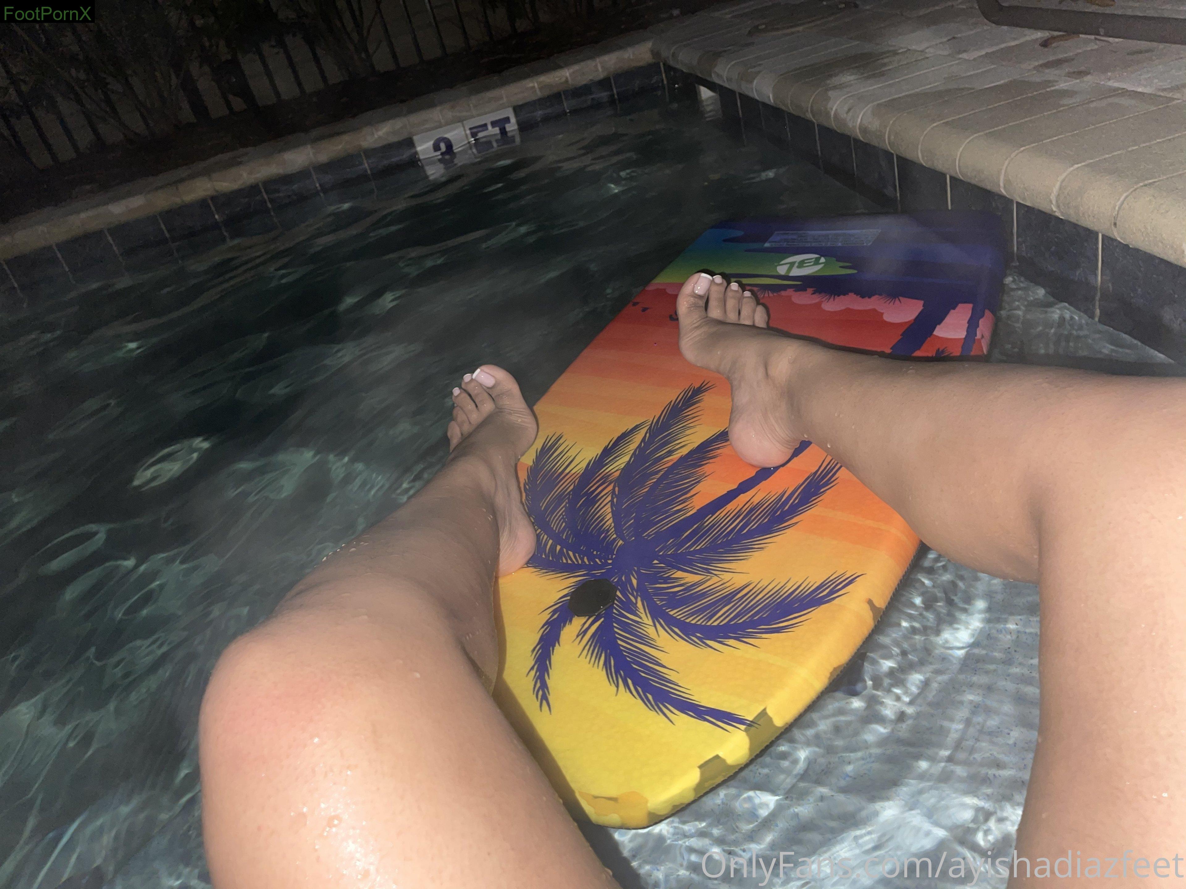 ayishadiazfeet feet photo 6