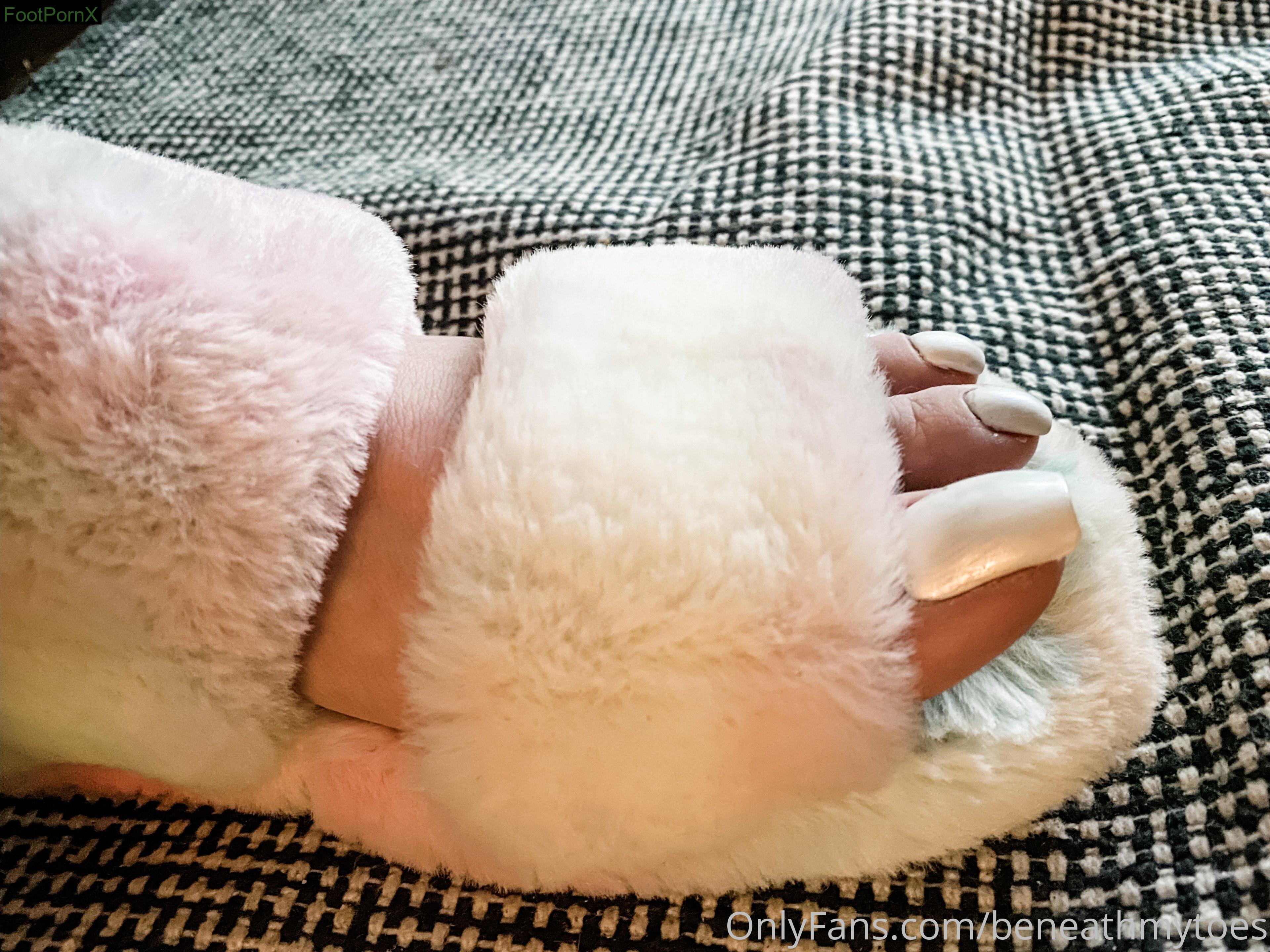 beneathmytoes feet photo 7