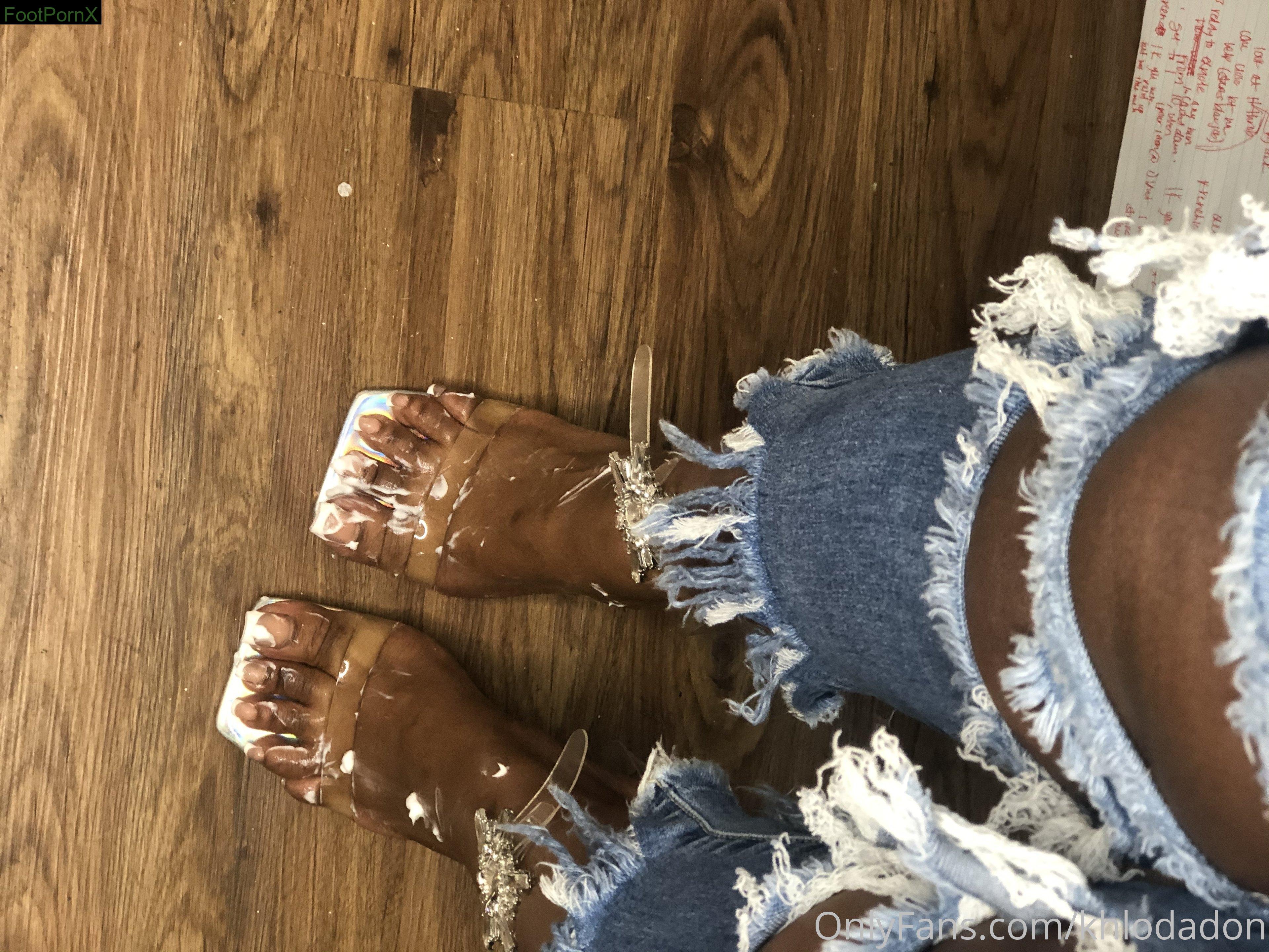 khlodadon feet photo 4