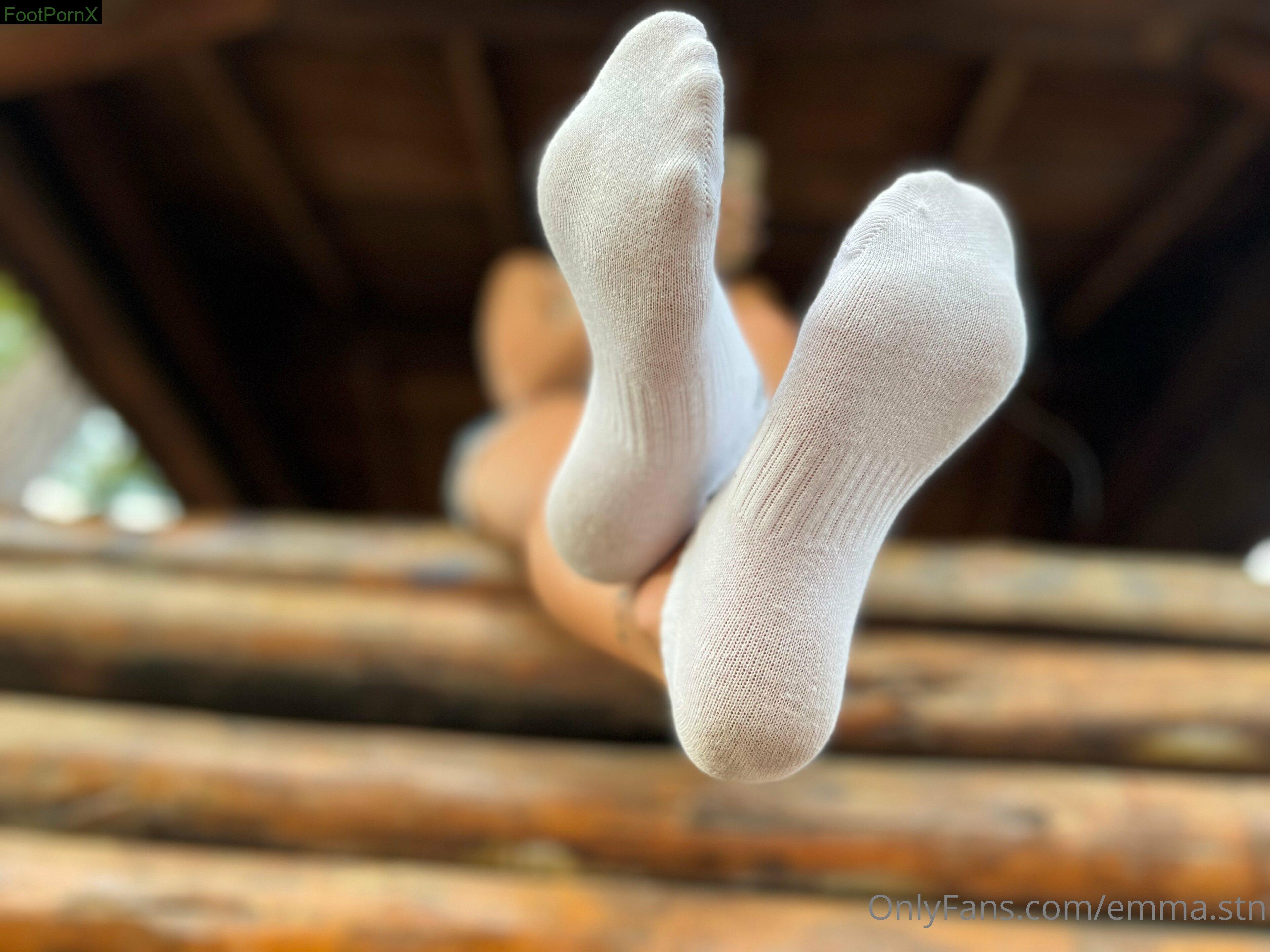 emma.stn feet photo 10