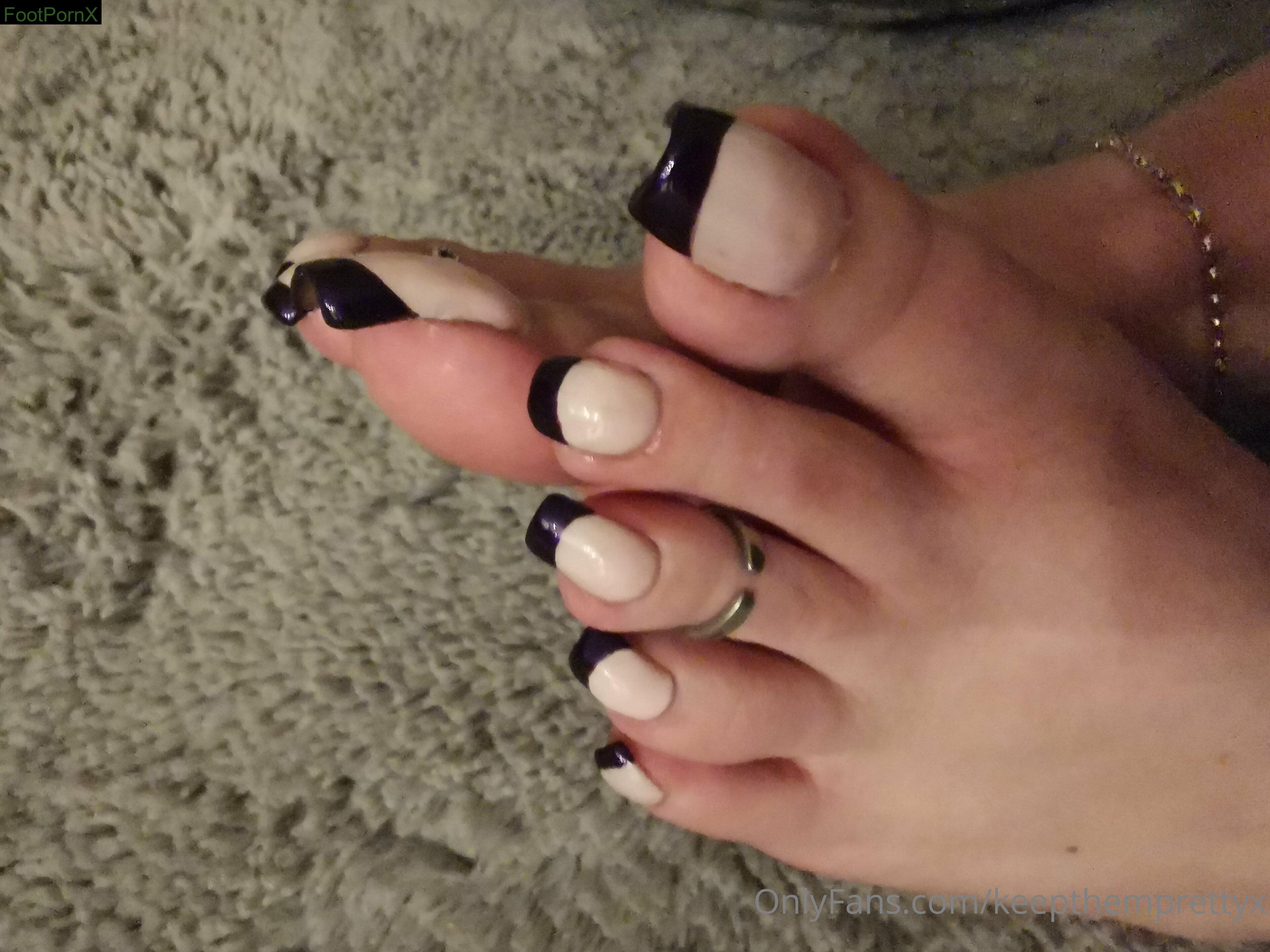 keepthemprettyx feet photo 8