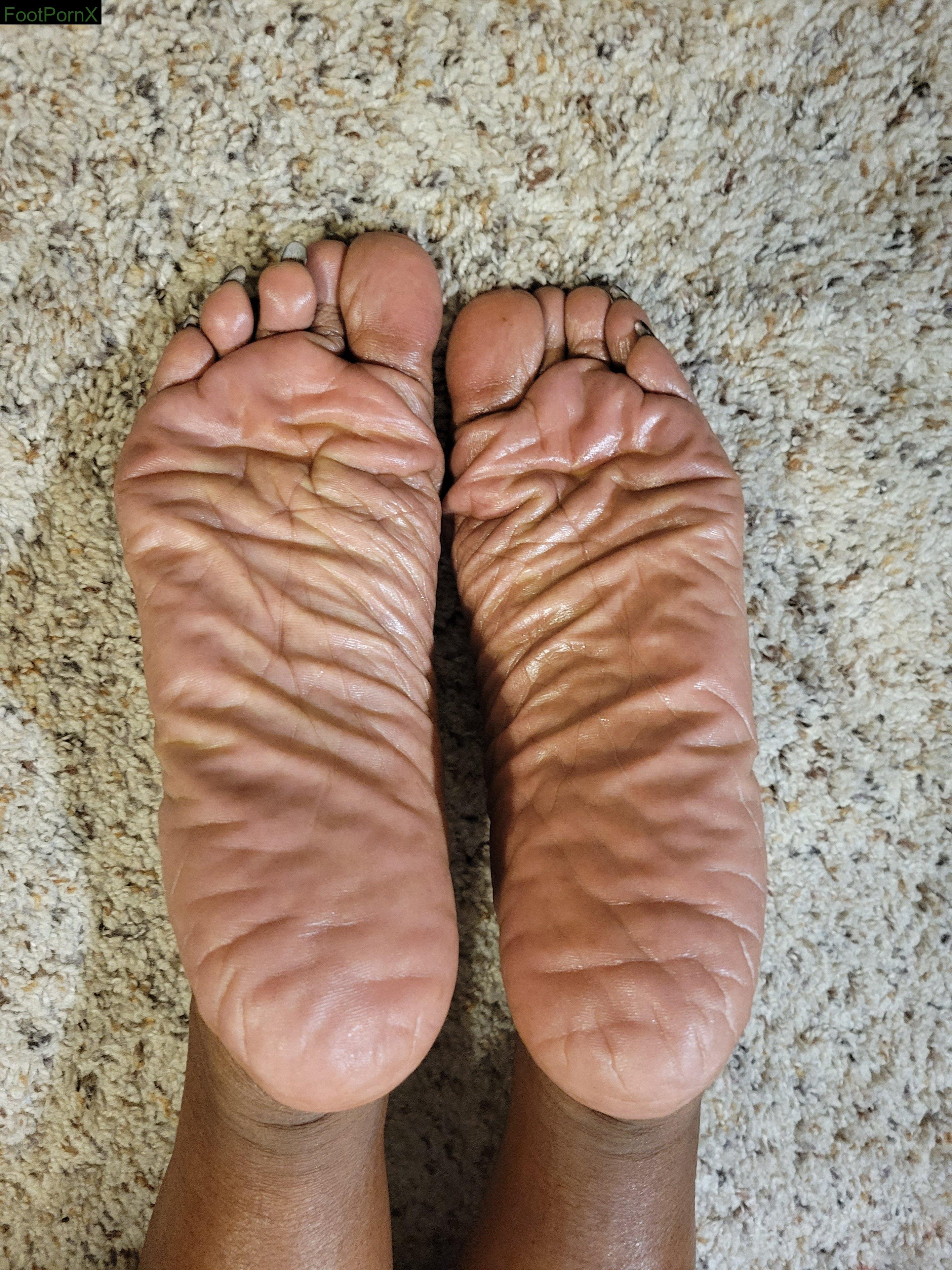 kemetsoles feet photo 4