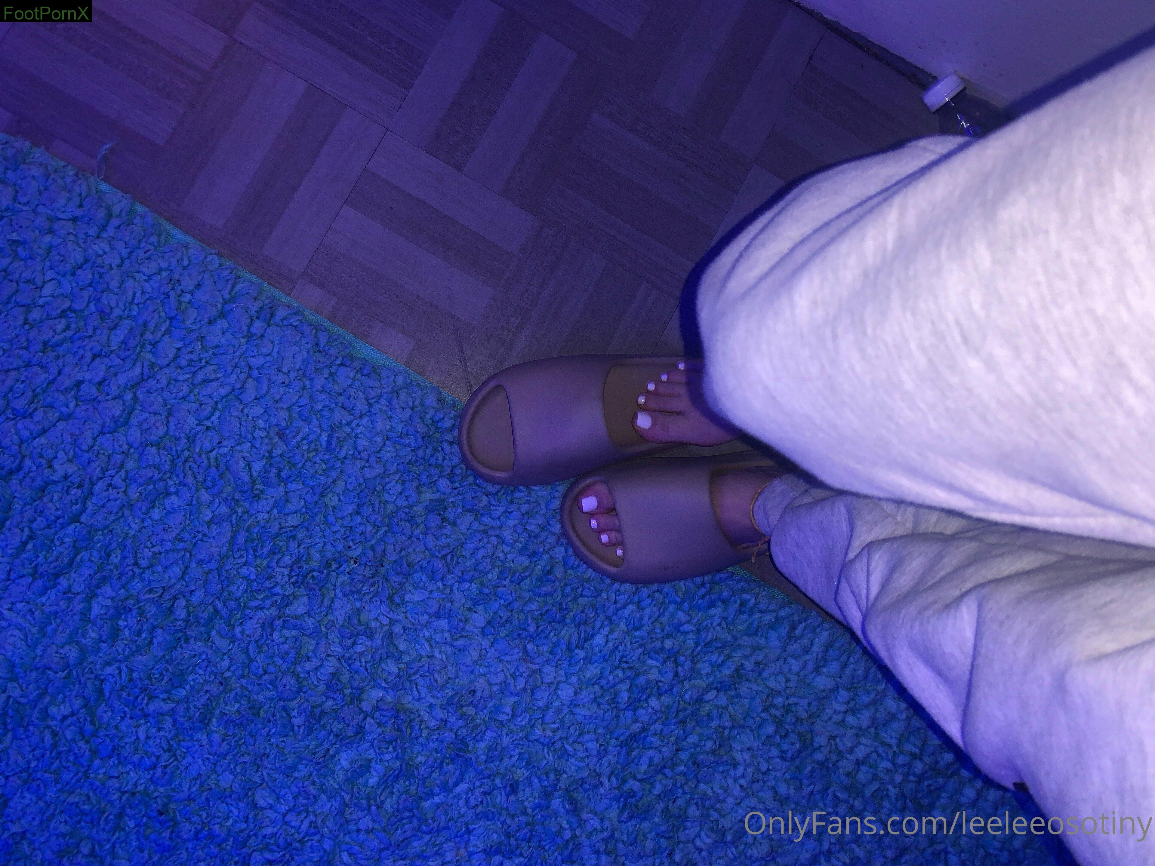 leeleeosotiny feet photo 18