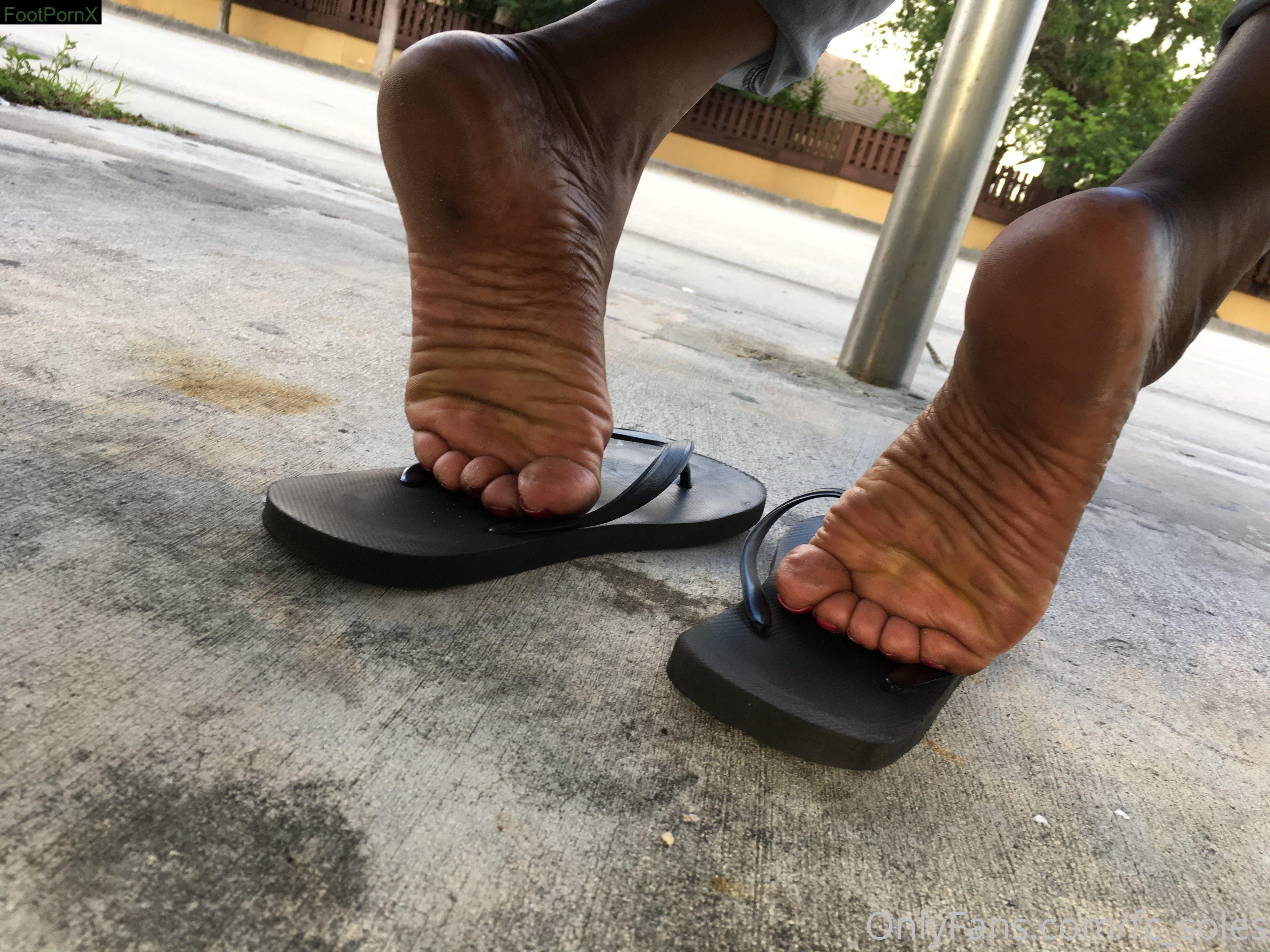 fc_soles feet photo 4