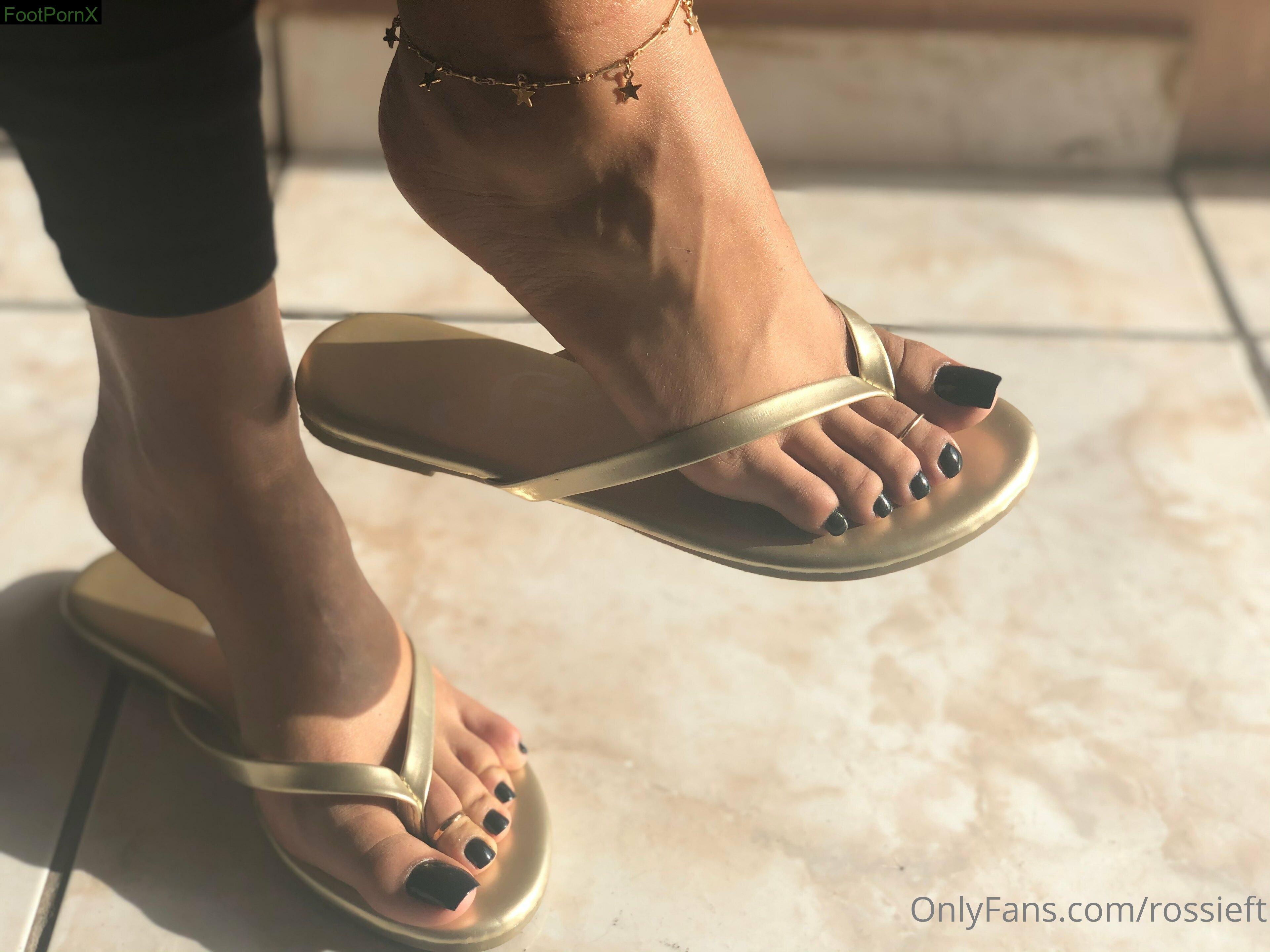 rossieft feet photo 2