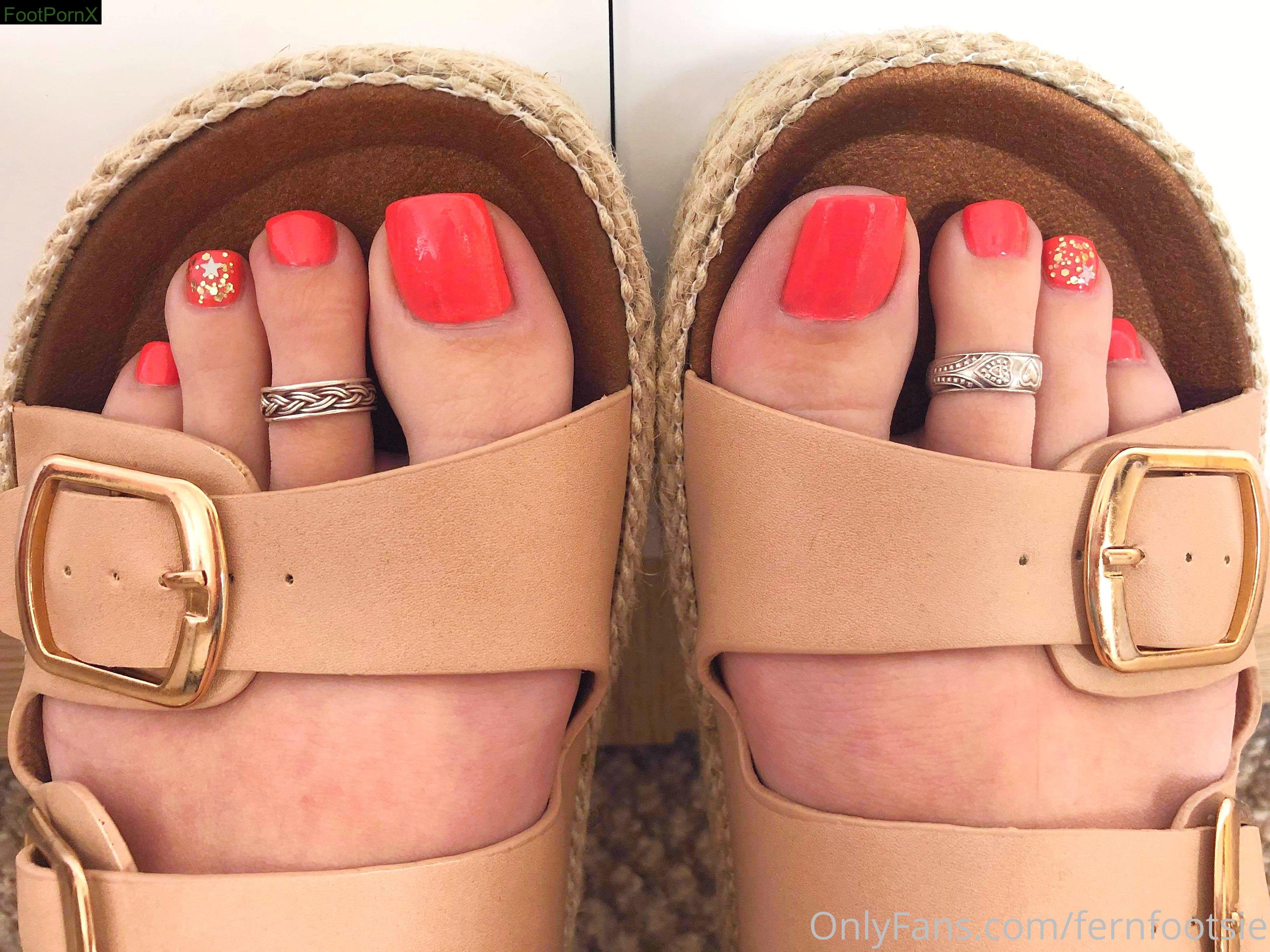 fernfootsie feet photo 9