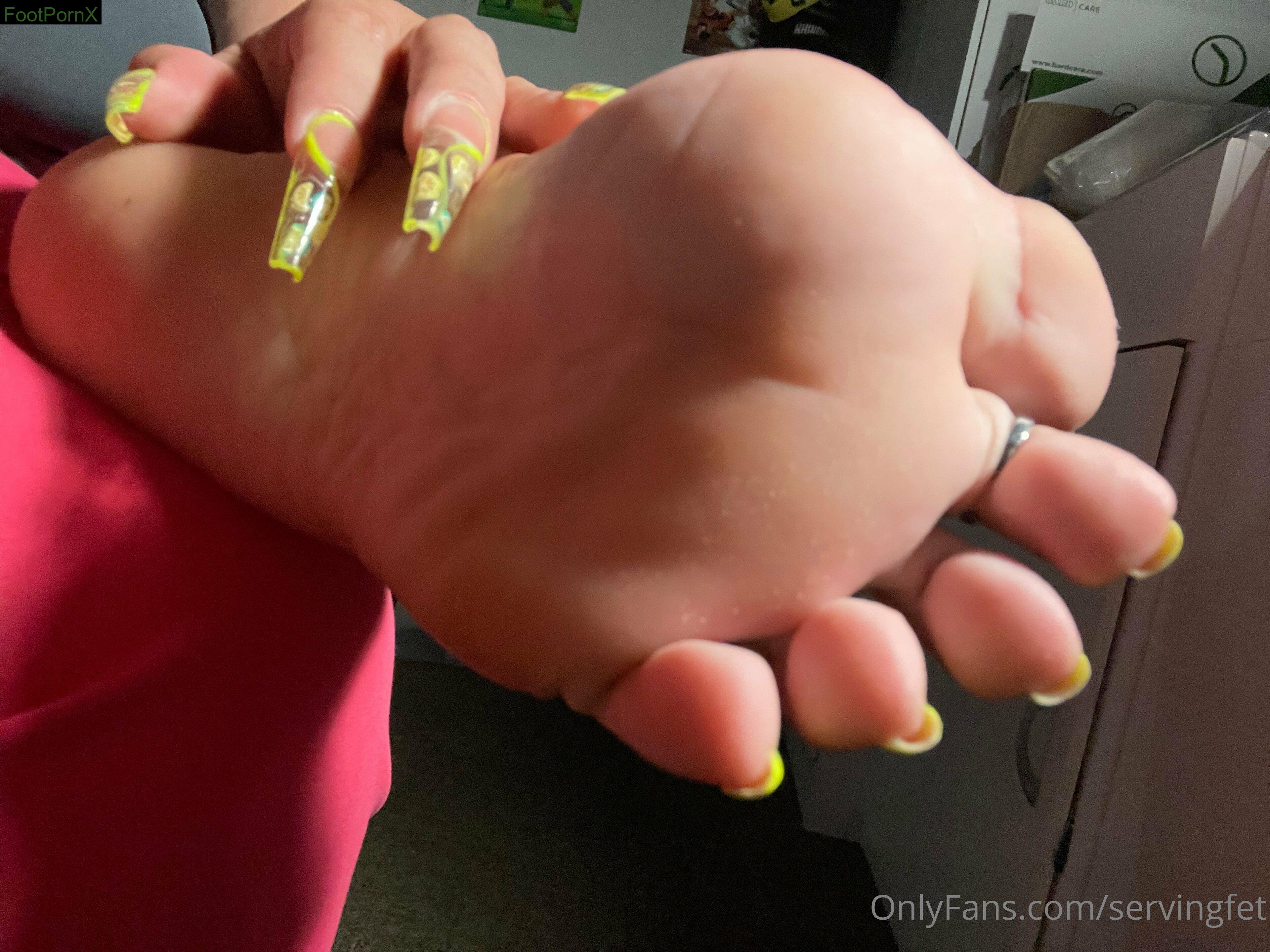 servingfet feet photo 4