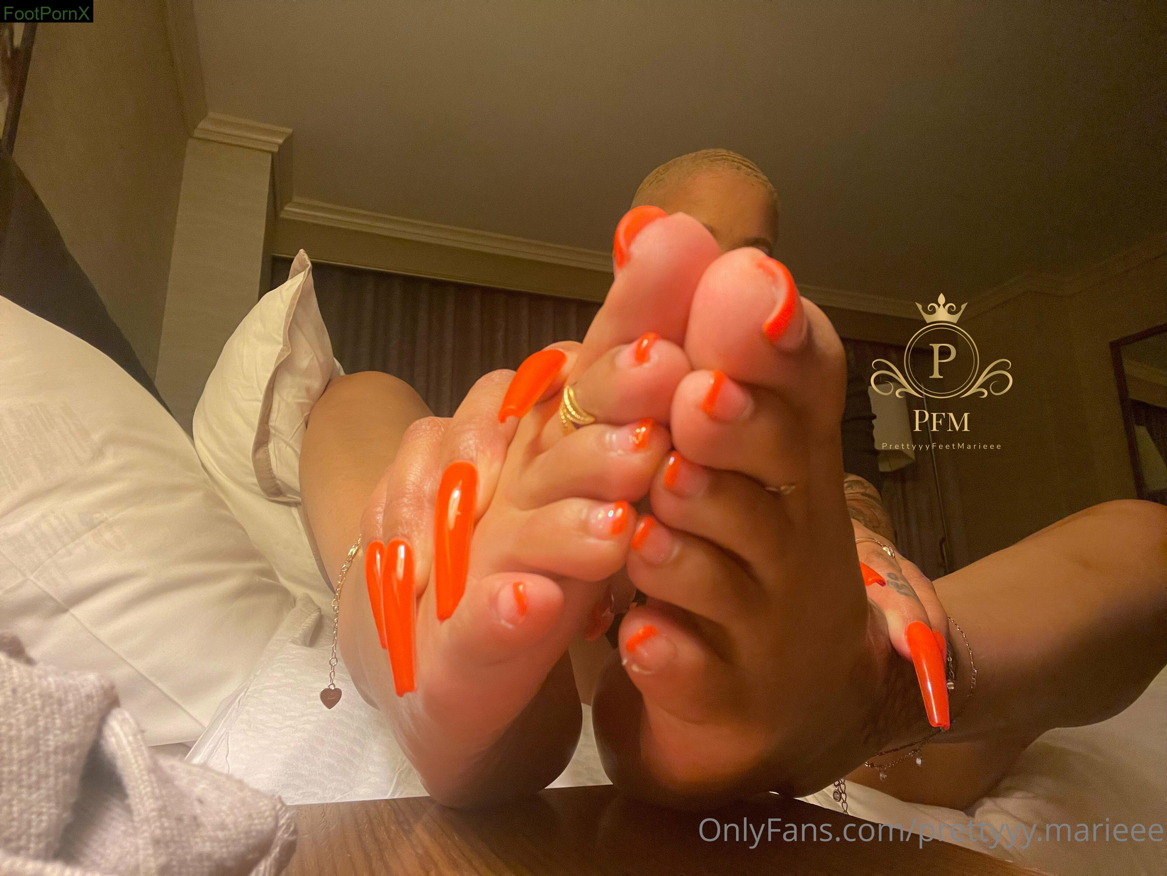 prettyyy.marieee feet photo 2