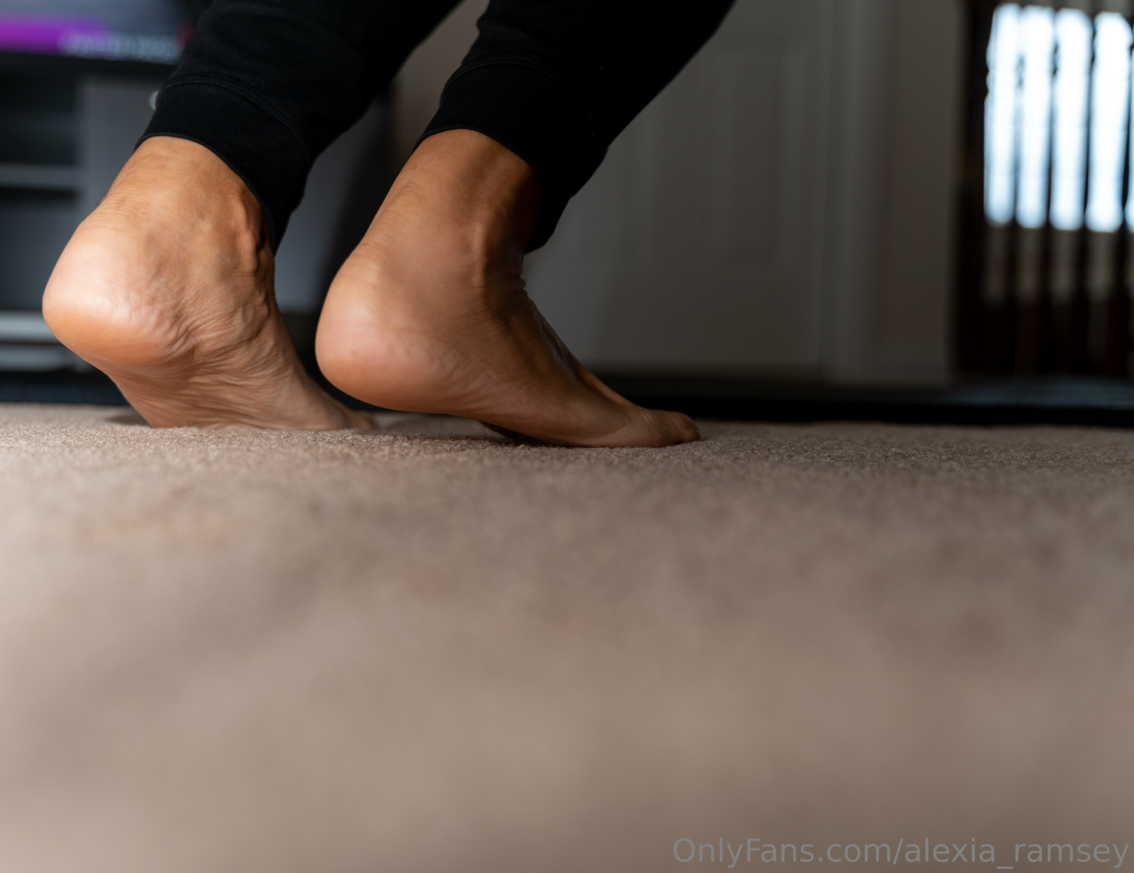 alexia_ramsey feet photo 17