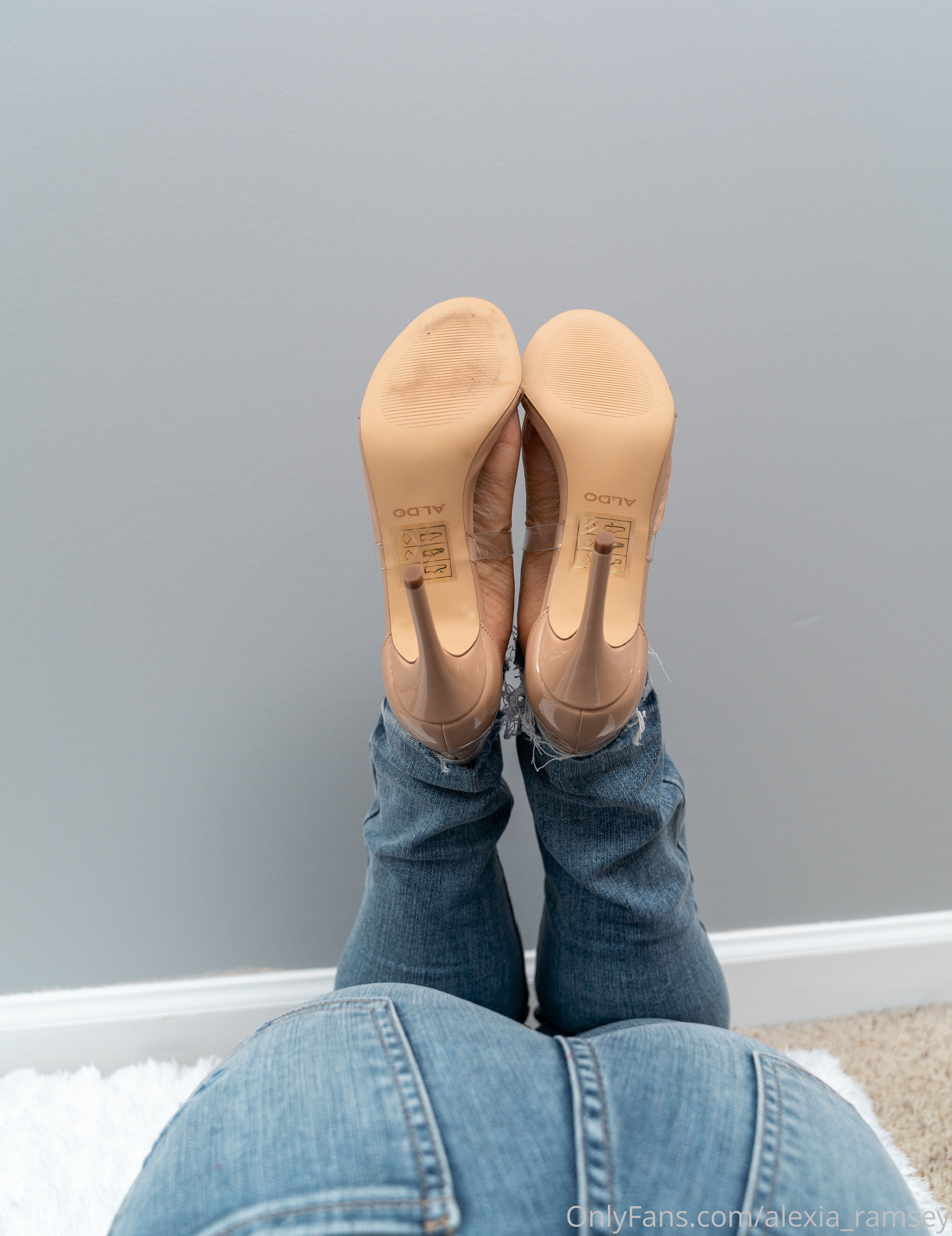 alexia_ramsey feet photo 14
