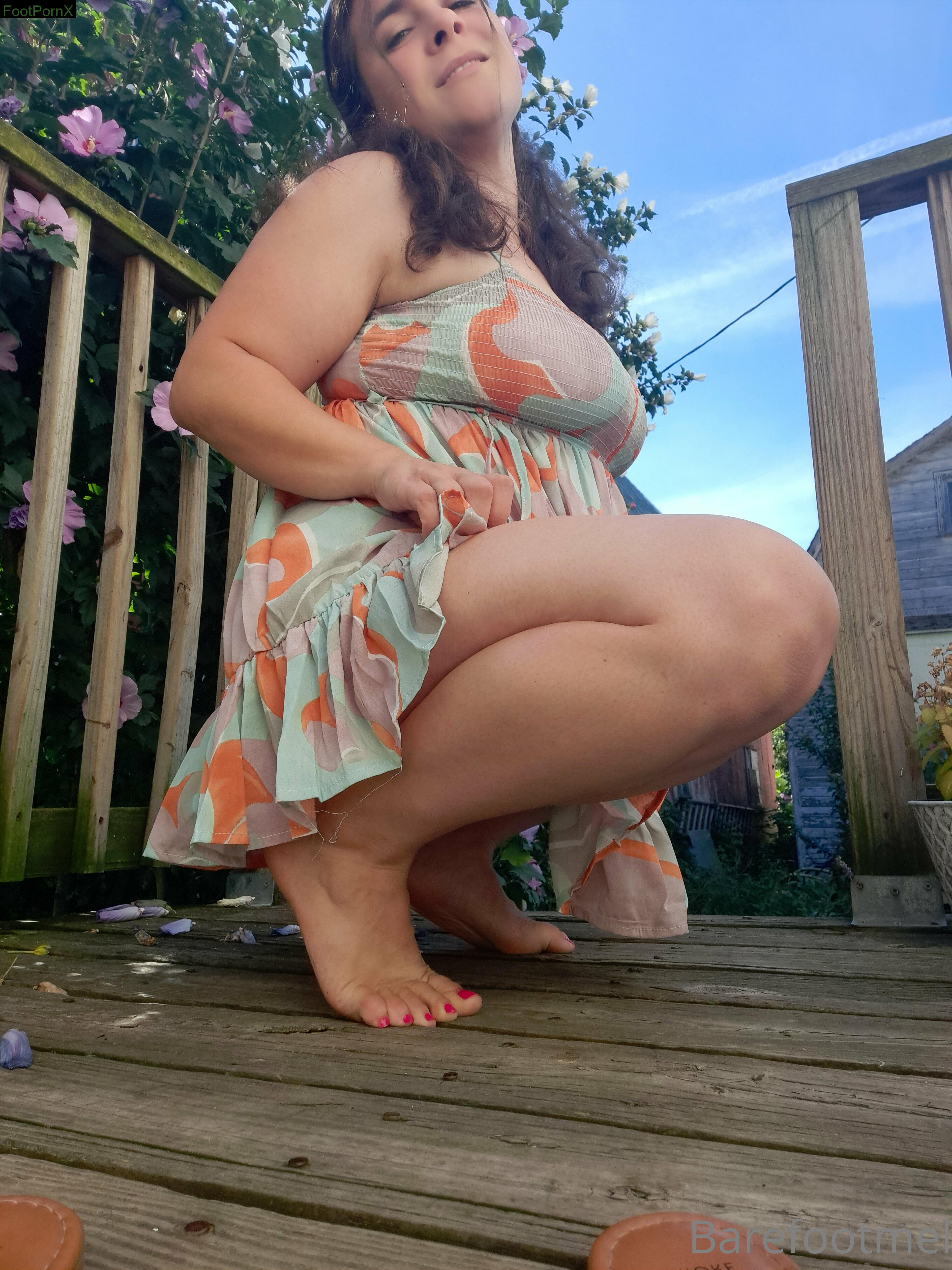 barefootmel feet photo 4