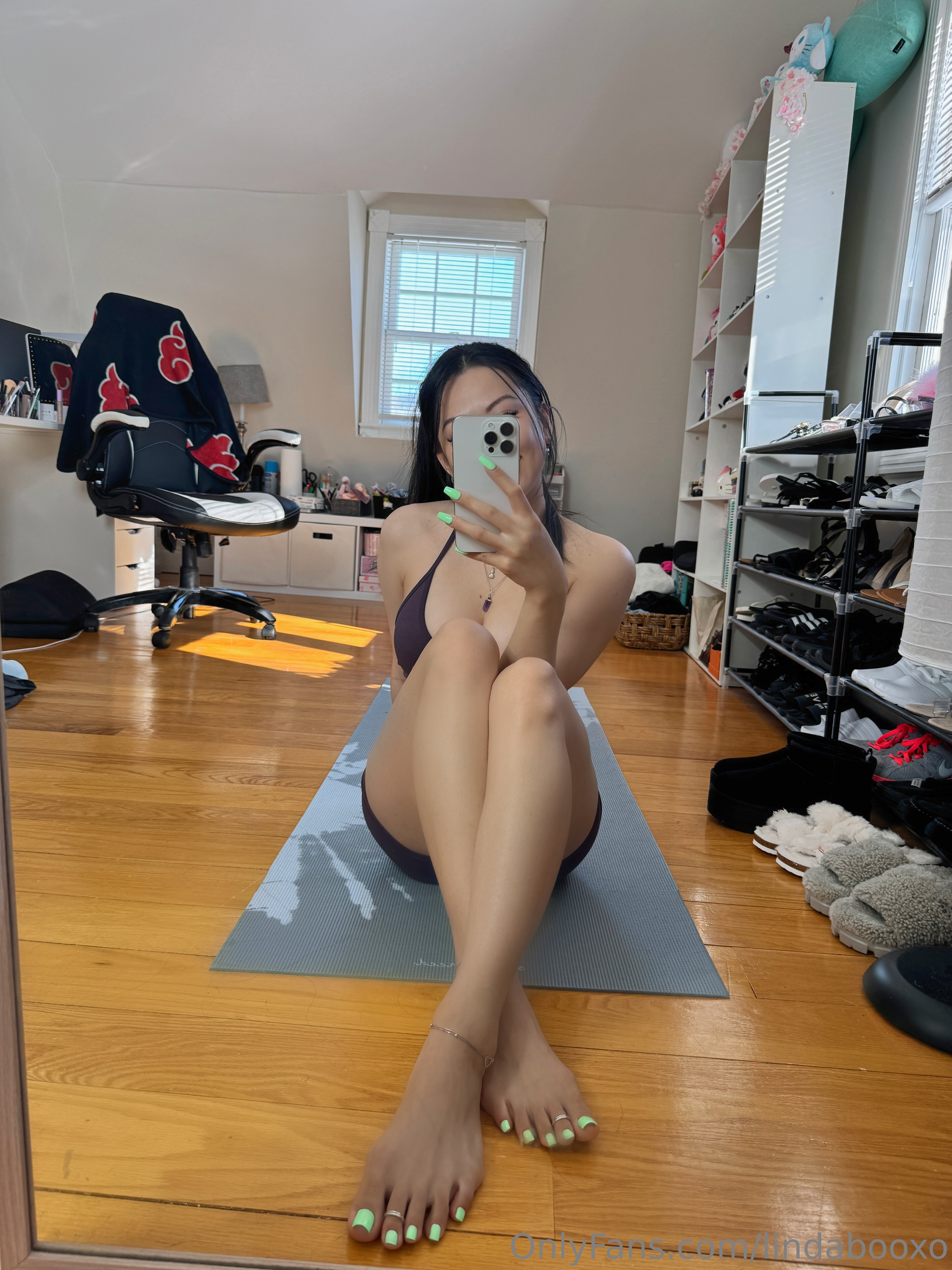lindabooxo feet photo 8